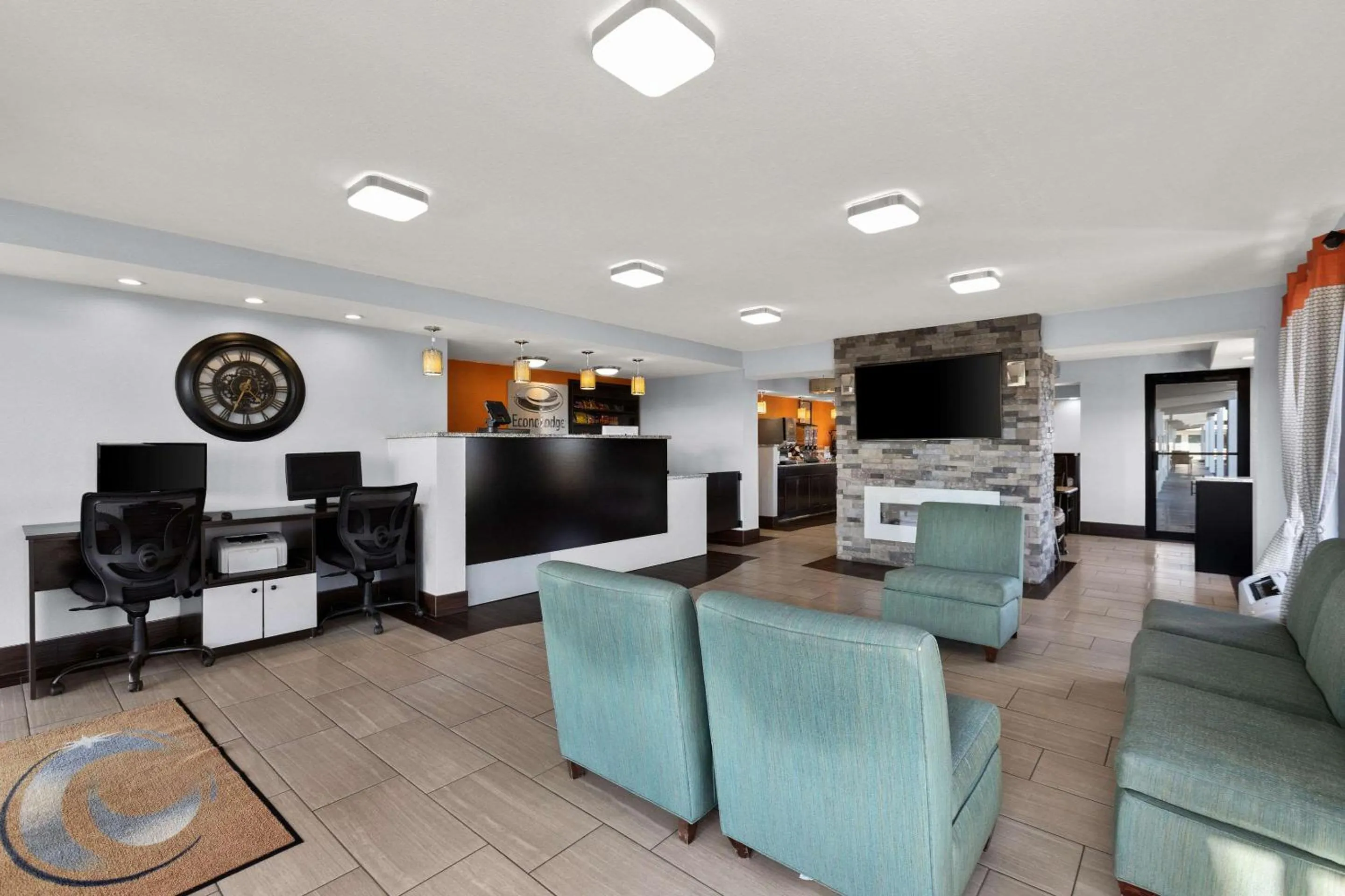 Lobby or reception in Econo Lodge White Pine Morristown I-81 & I-40 Split