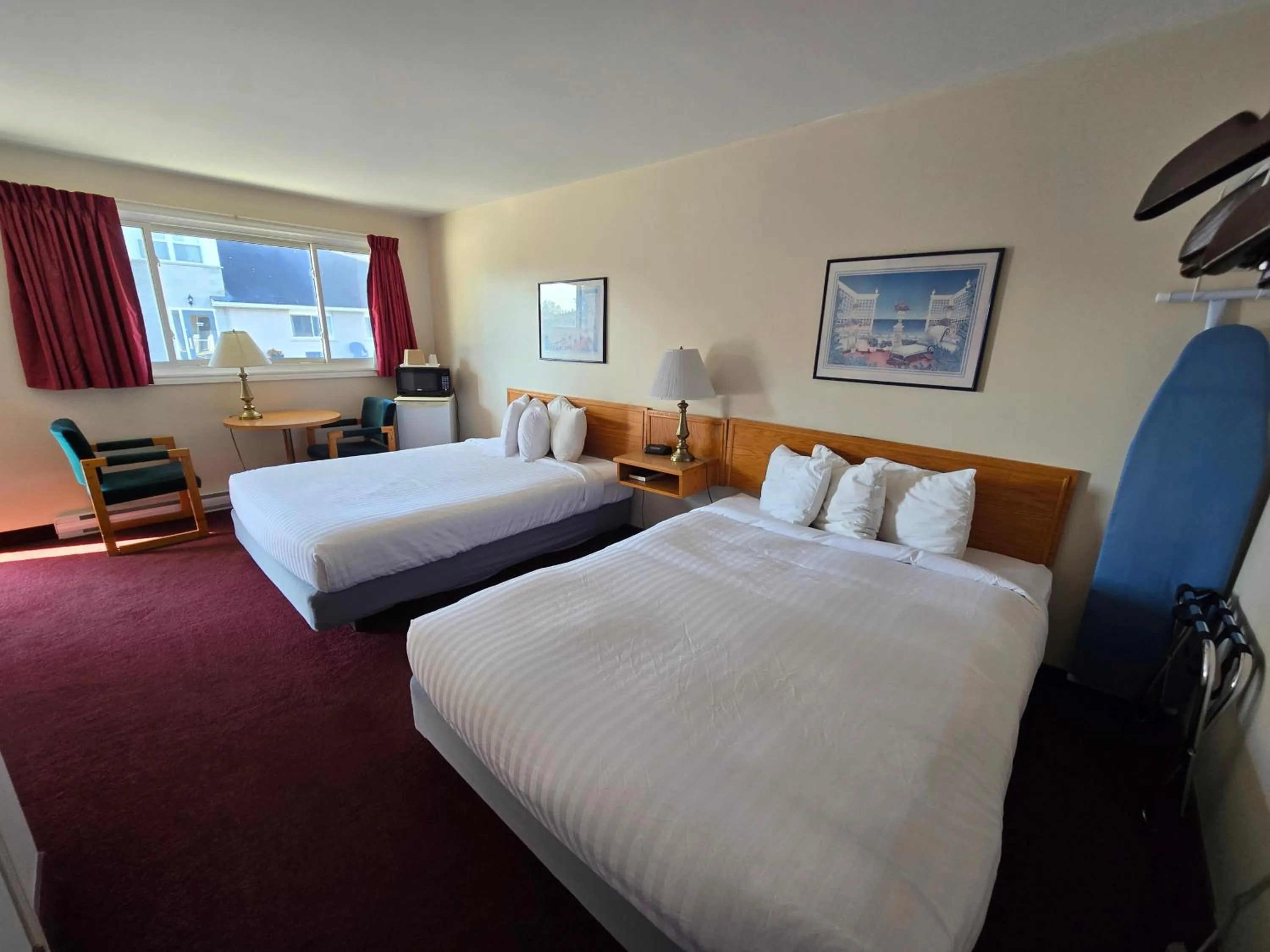 Bed in Travelodge by Wyndham Port Elgin