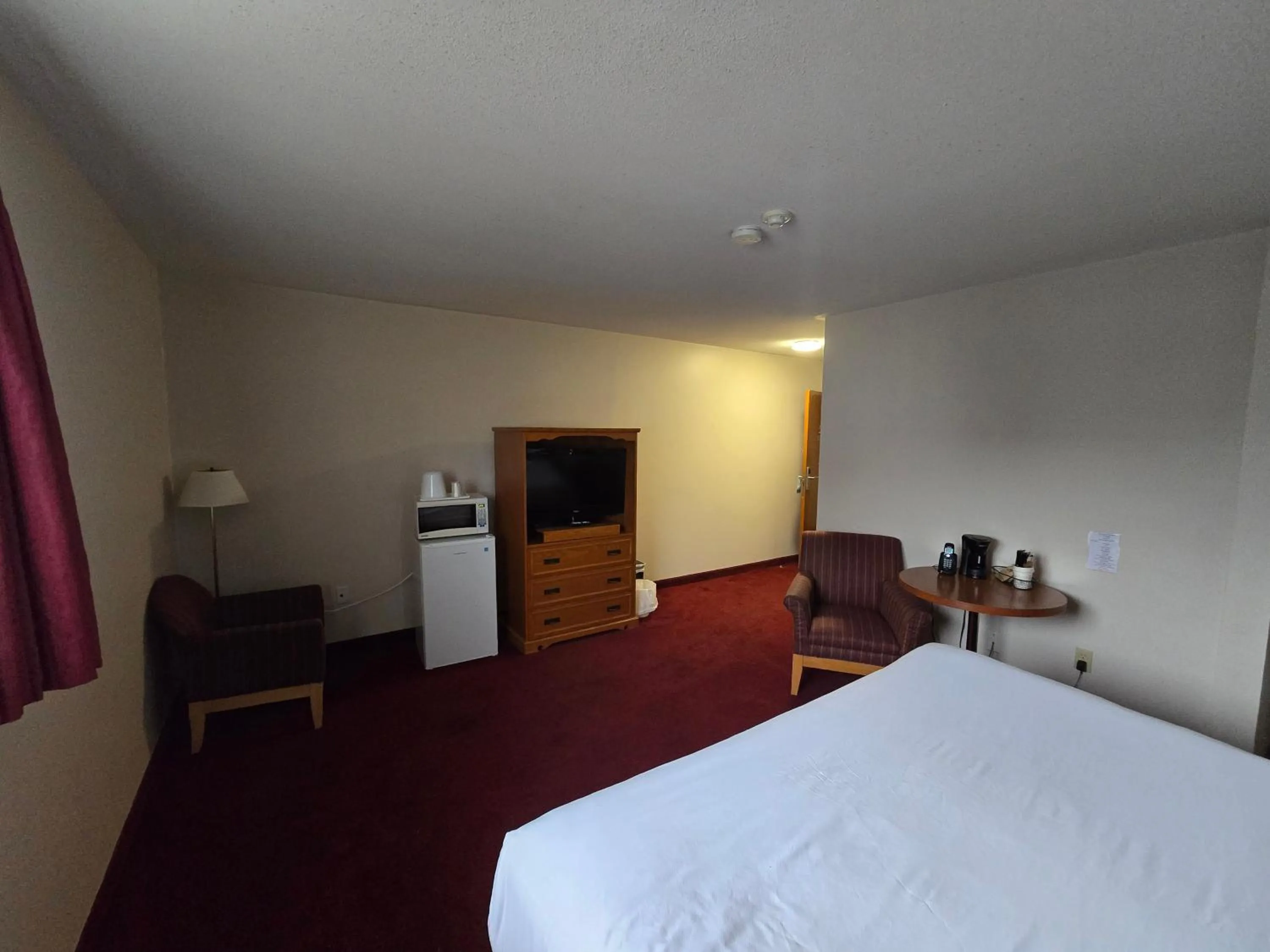 Bed in Travelodge by Wyndham Port Elgin