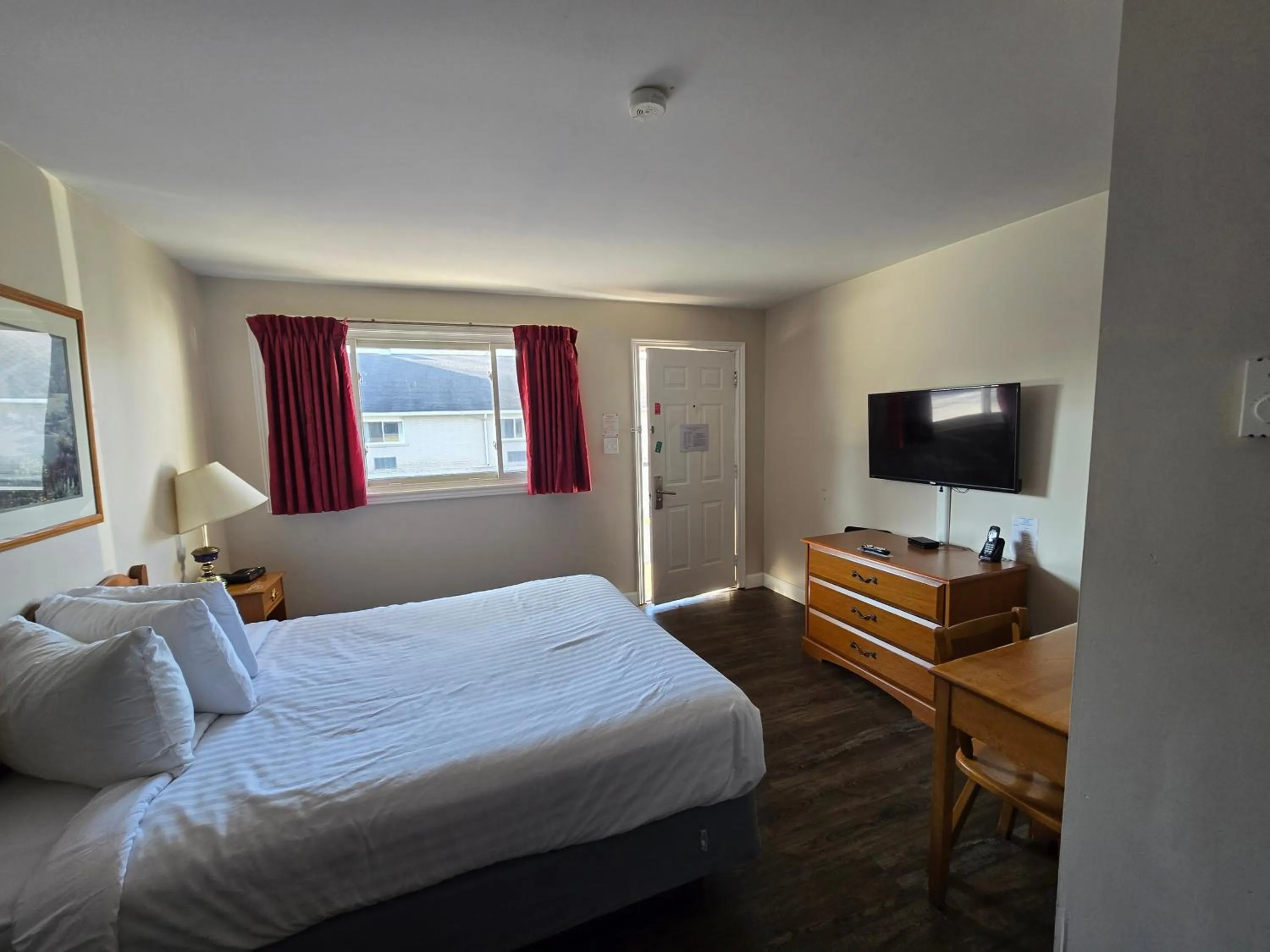 Bed in Travelodge by Wyndham Port Elgin