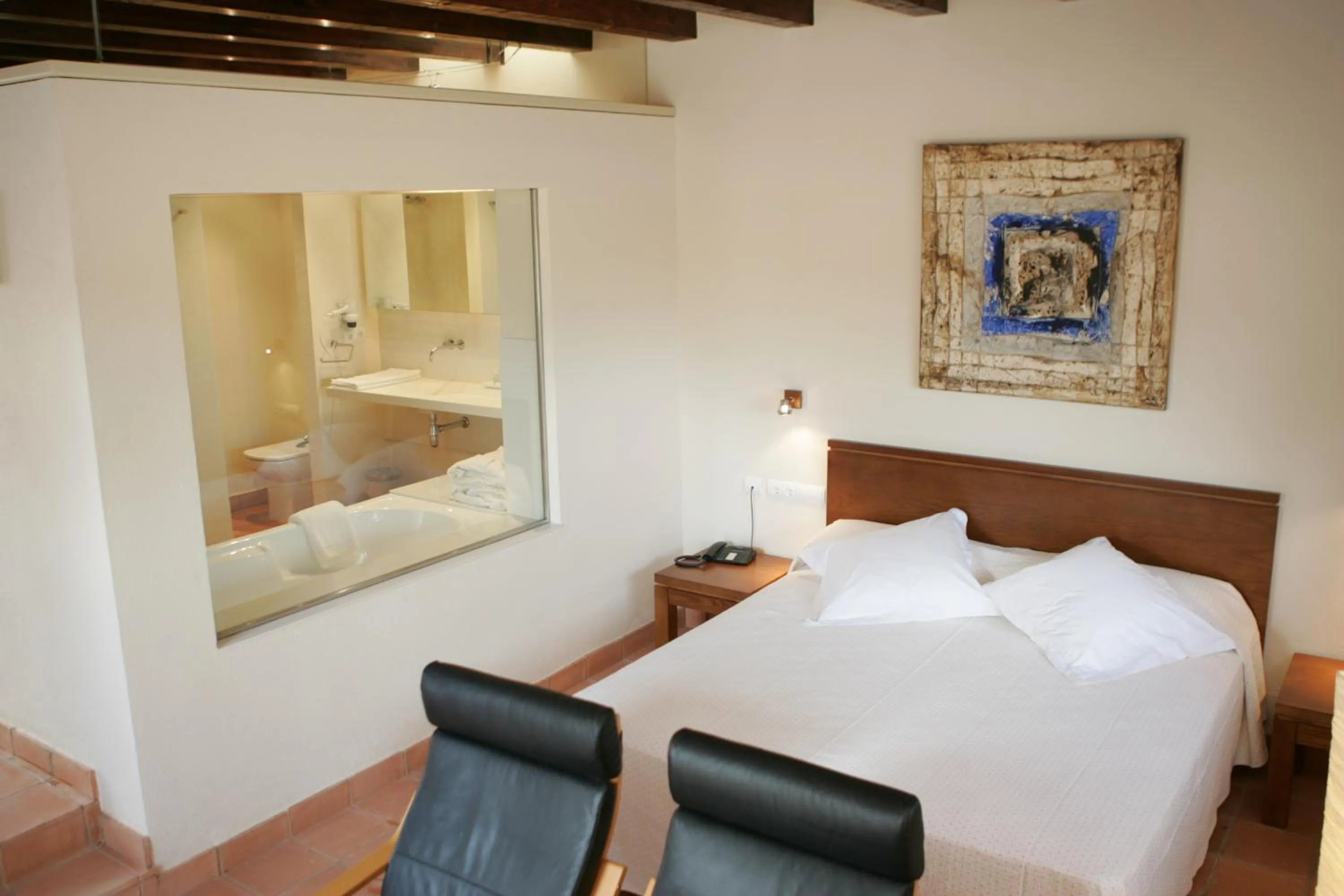 Photo of the whole room, Bed in Hotel Cal Naudi