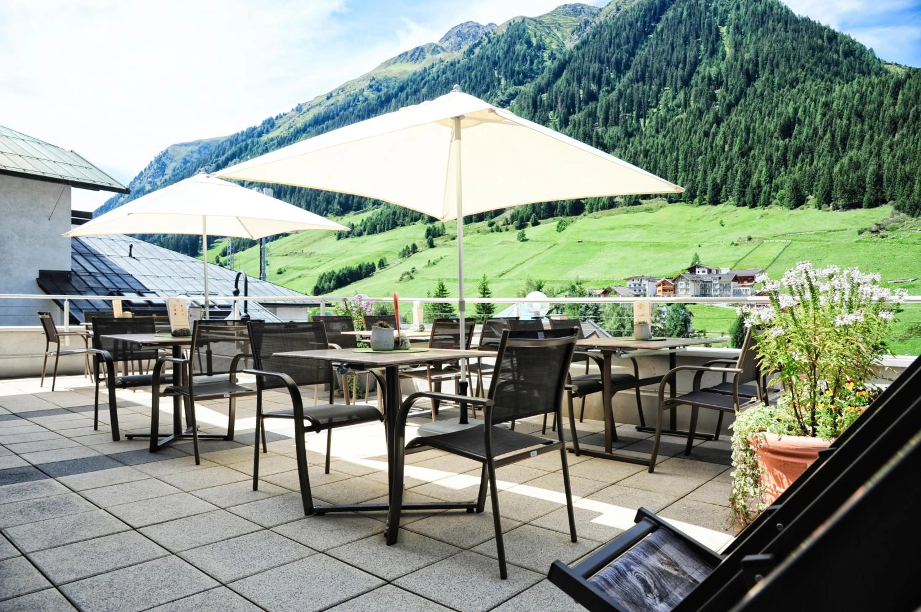 Garden in Hotel Arnika