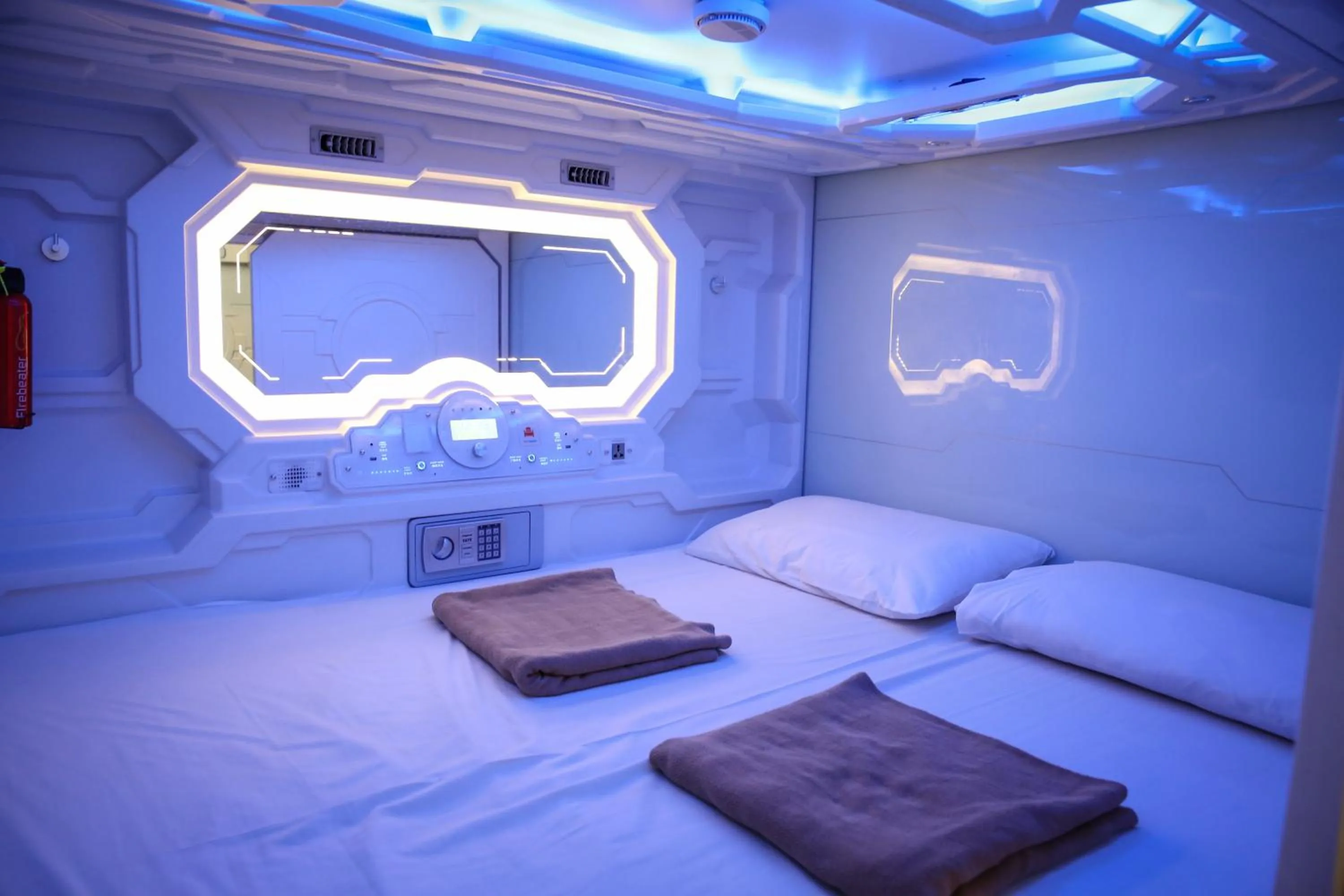 Bed in TBS Rest & Go Transit Motel