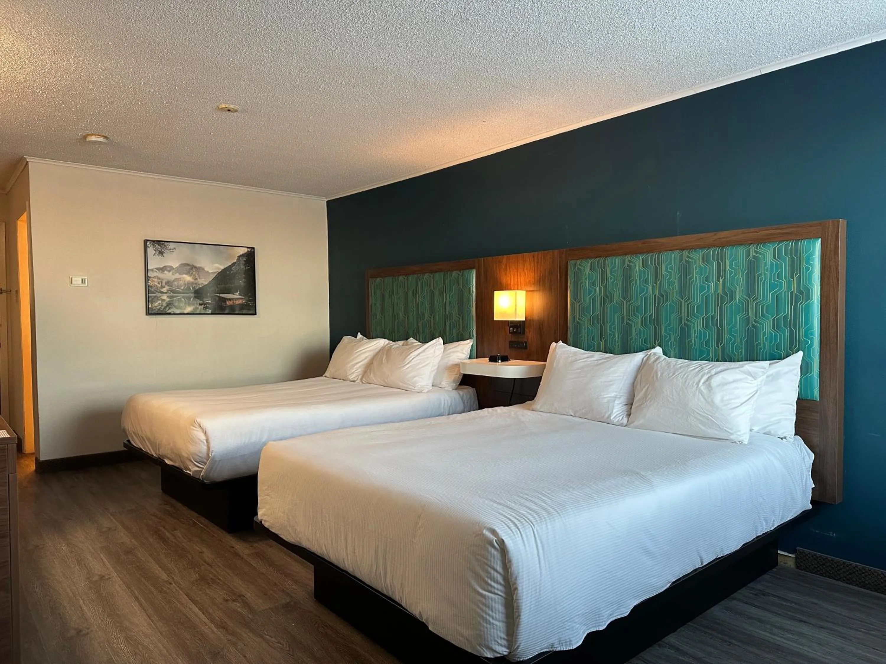 Bed in Travelodge by Wyndham Amherst