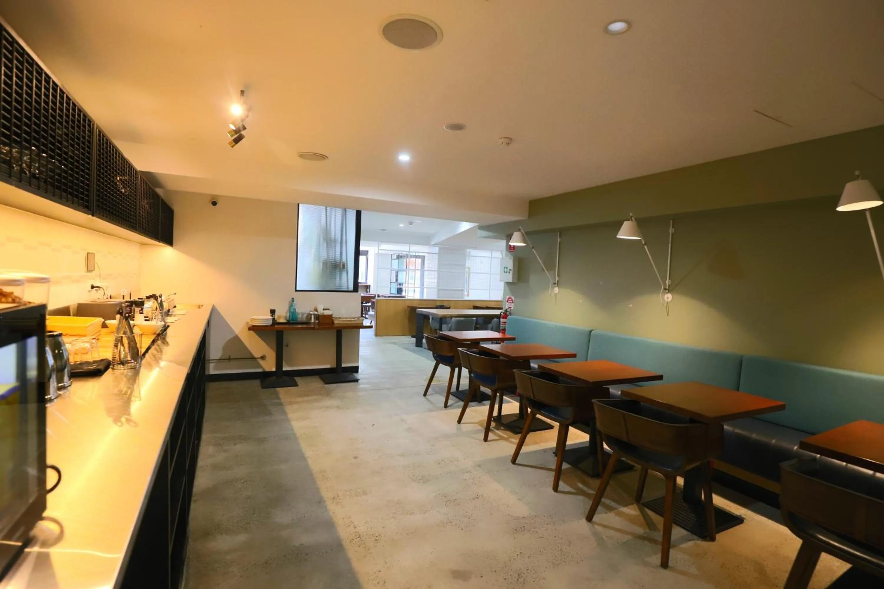 Restaurant/places to eat in Haven Glebe