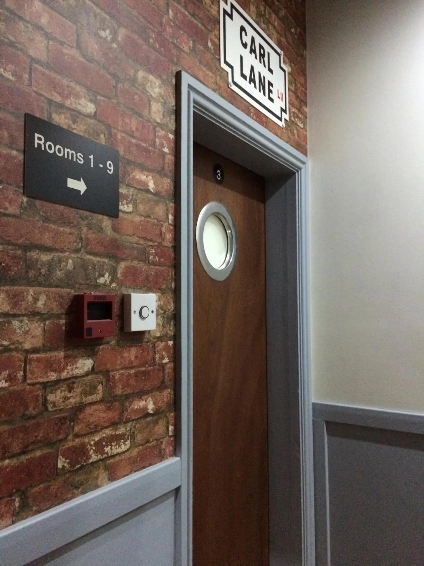Balcony/Terrace in The Liverpool Pod Travel Hostel