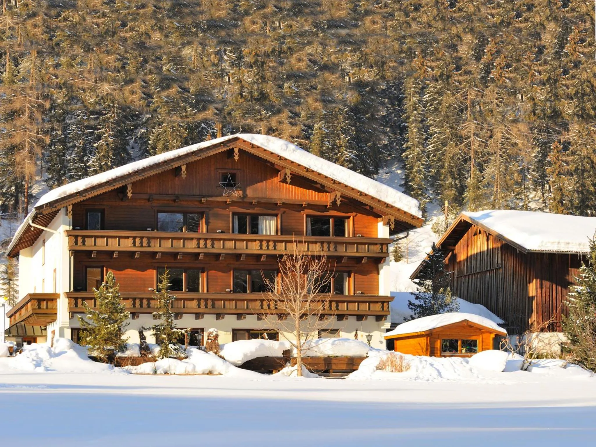 Property building in Hotel Garni Bergwelt