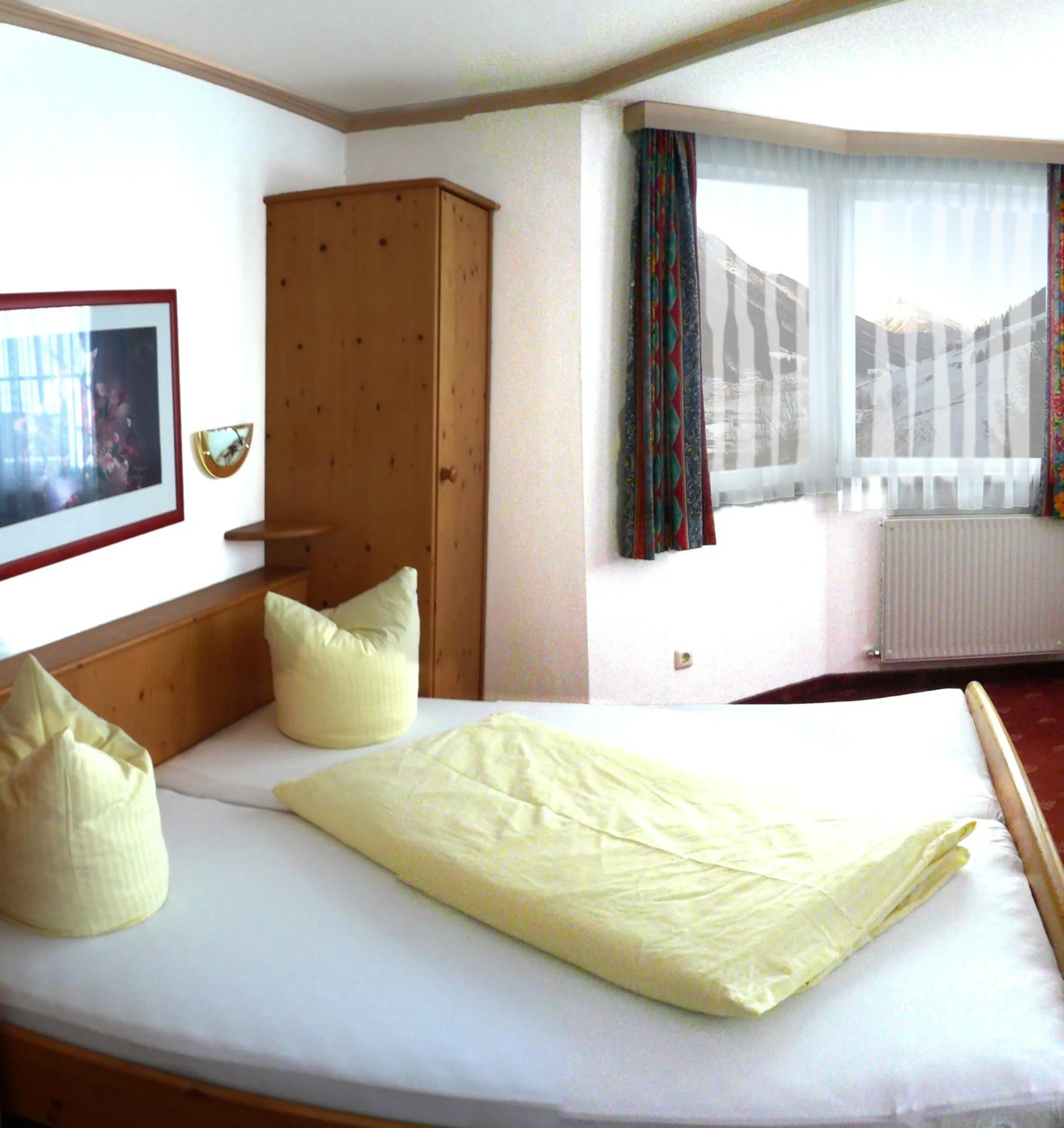 Photo of the whole room, Bed in Hotel Germania