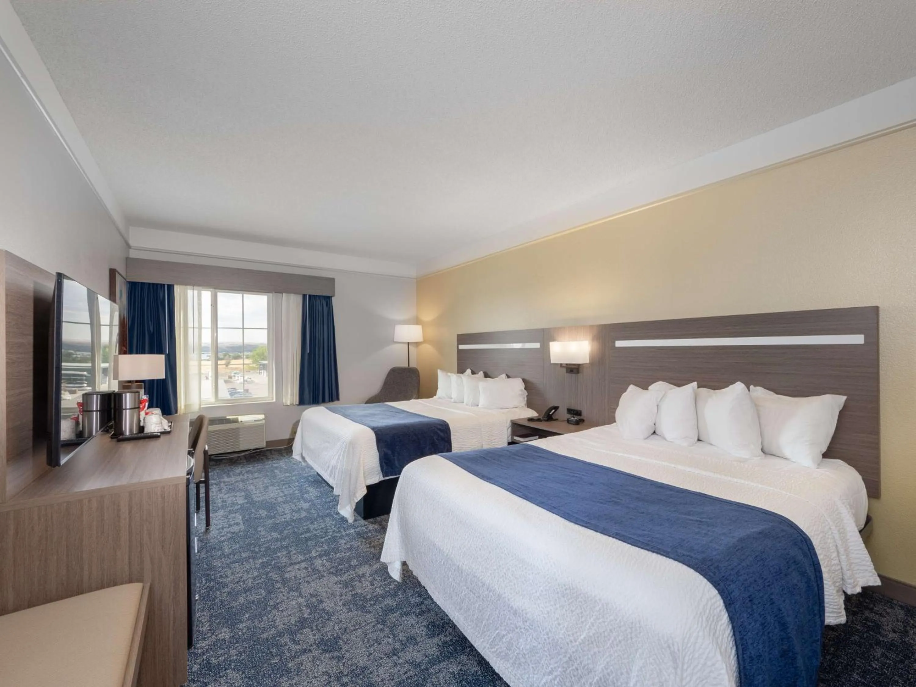 Bed in SureStay Plus Hotel by Best Western Billings