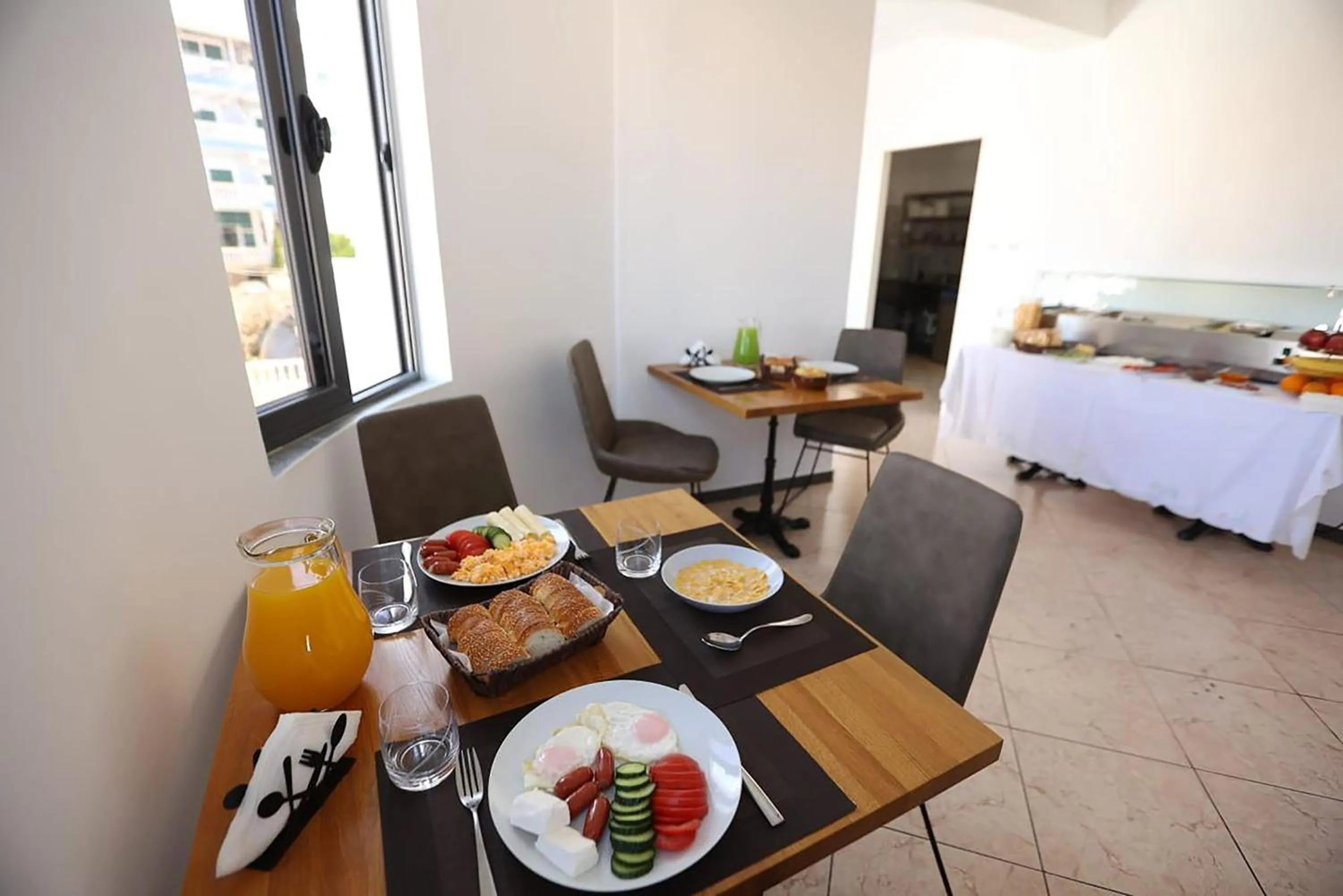 Buffet breakfast, Bed in BLISS Hotel