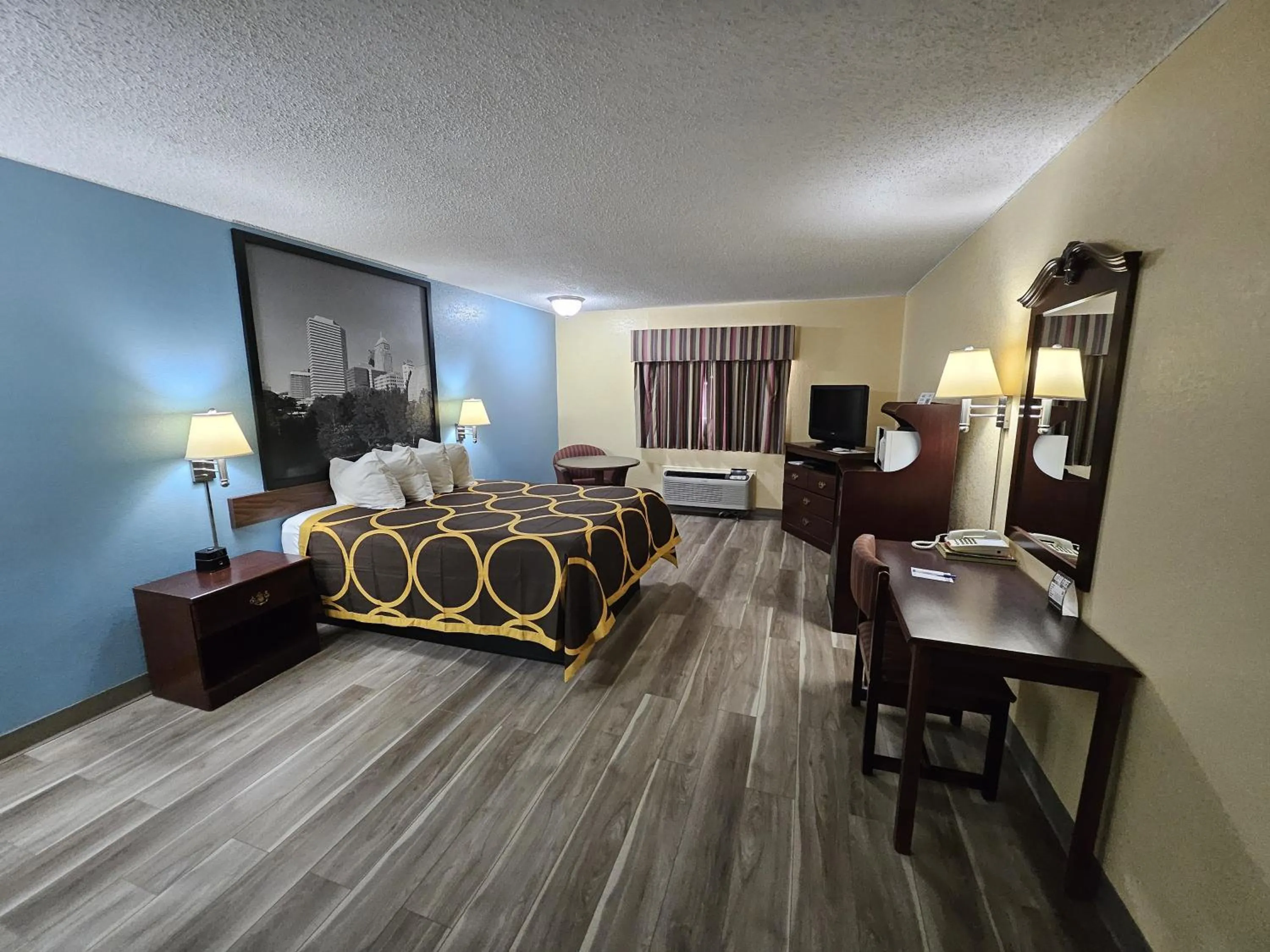 Bed in Super 8 by Wyndham Clinton