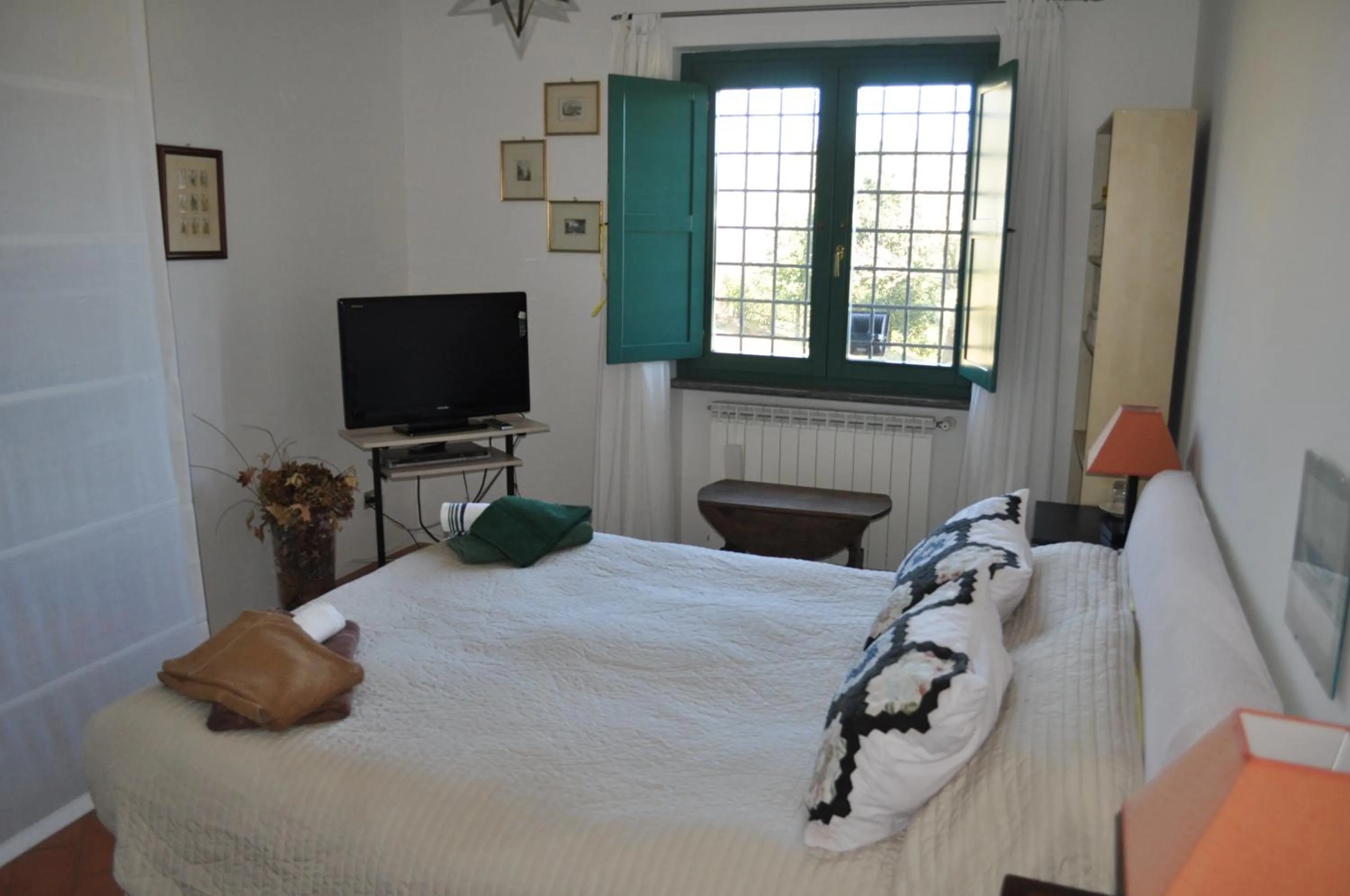Photo of the whole room, Bed in Casale Vicino Al Golf Nazionale