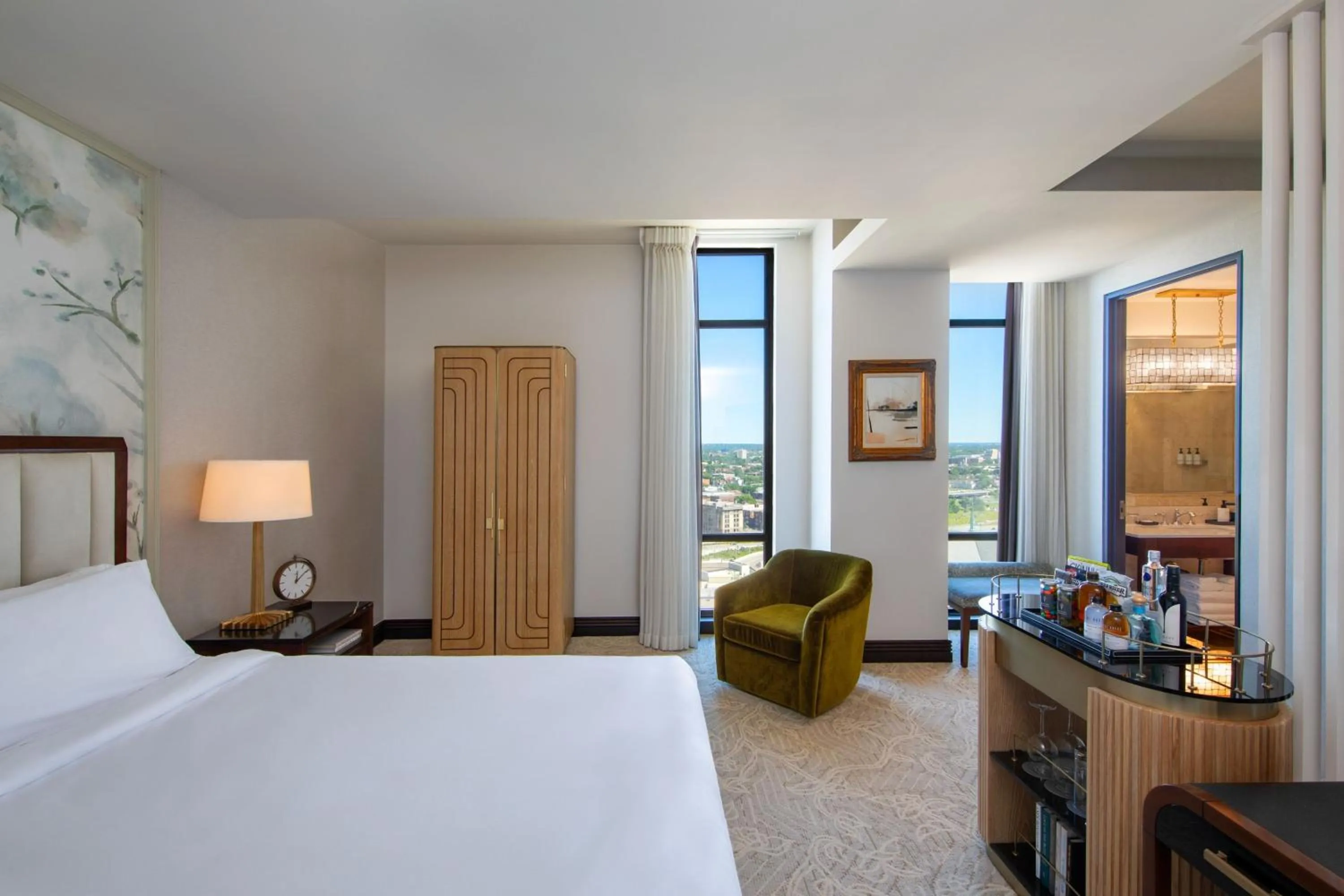 Photo of the whole room, Bed in Hotel Ivy, a Luxury Collection Hotel, Minneapolis