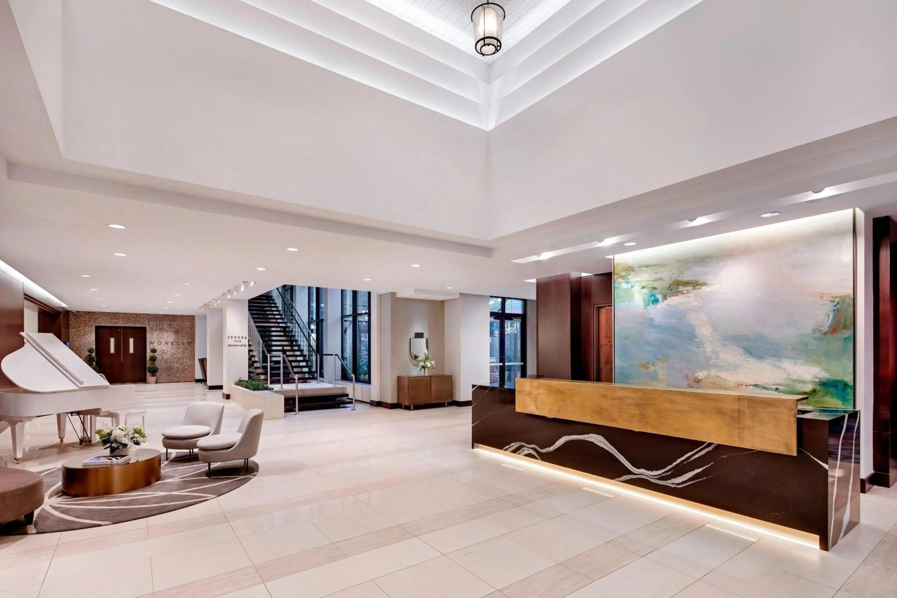 Lobby or reception, Bed in Hotel Ivy, a Luxury Collection Hotel, Minneapolis