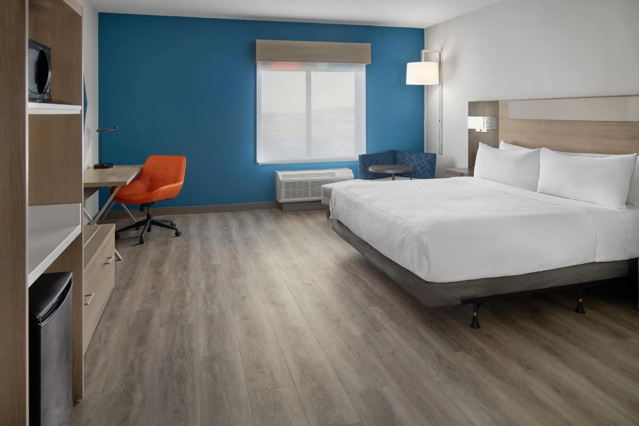 Photo of the whole room, Bed in Holiday Inn Express Hotel and Suites - Odessa by IHG