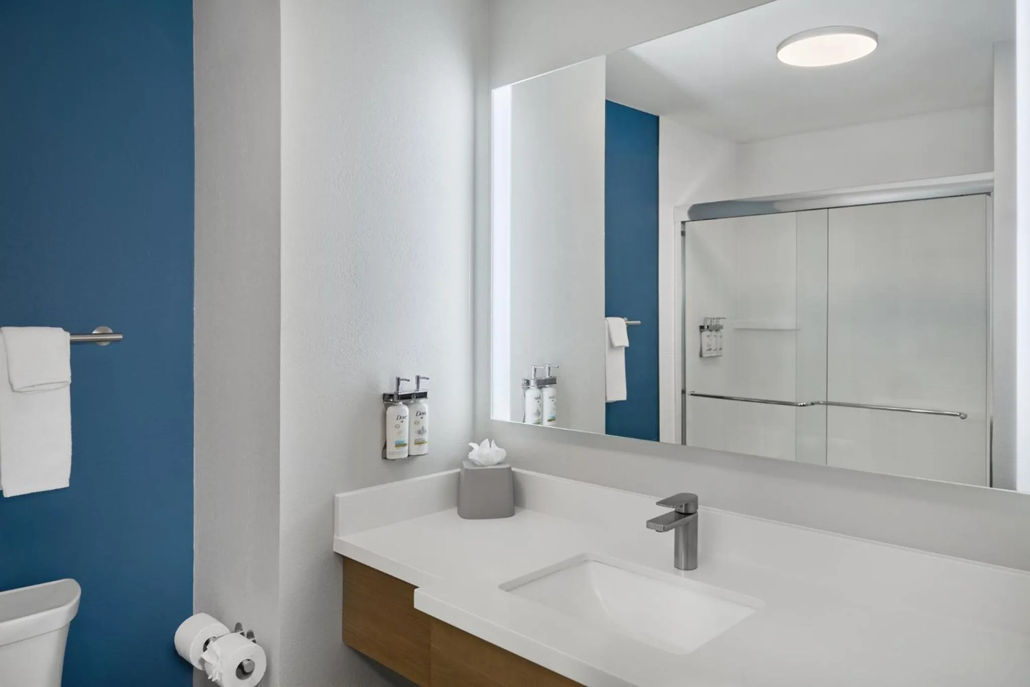 Bathroom in Holiday Inn Express Hotel and Suites - Odessa by IHG