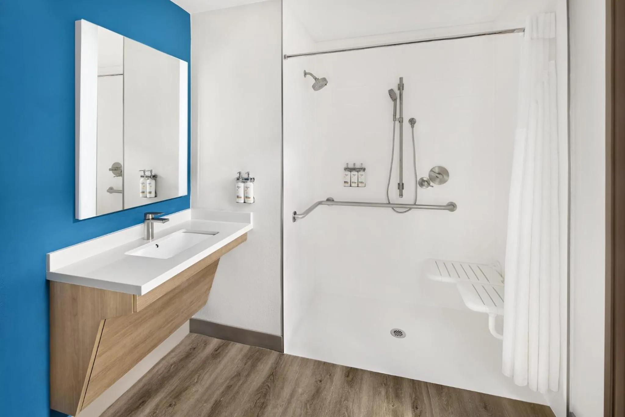 Photo of the whole room in Holiday Inn Express Hotel and Suites - Odessa by IHG