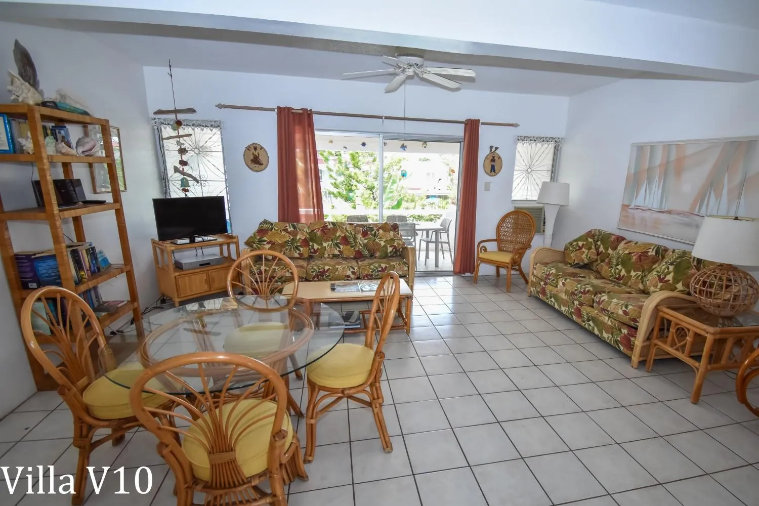 Living room in Antigua Village Beach Resort