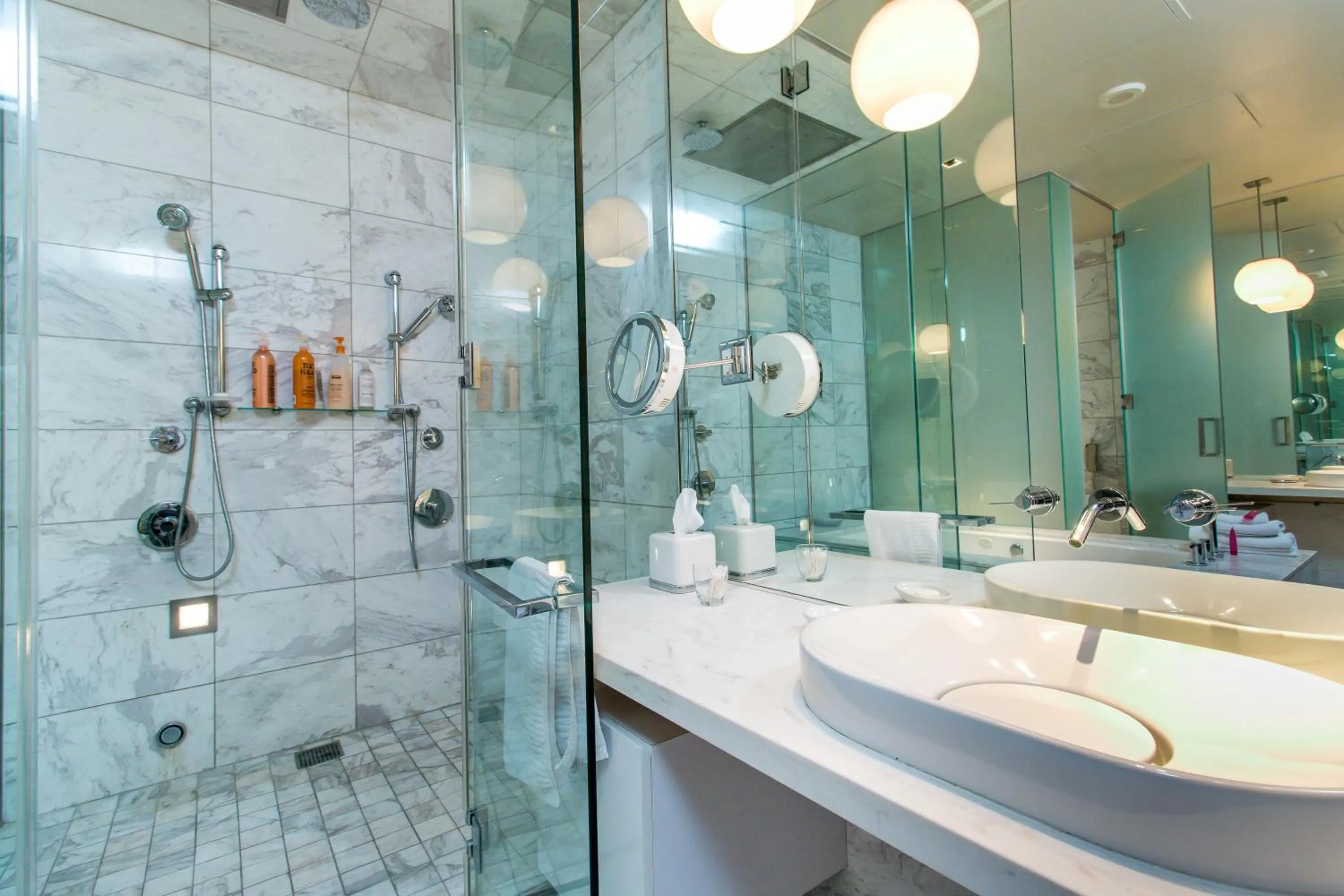 Romance Phenthouse at Palms Place