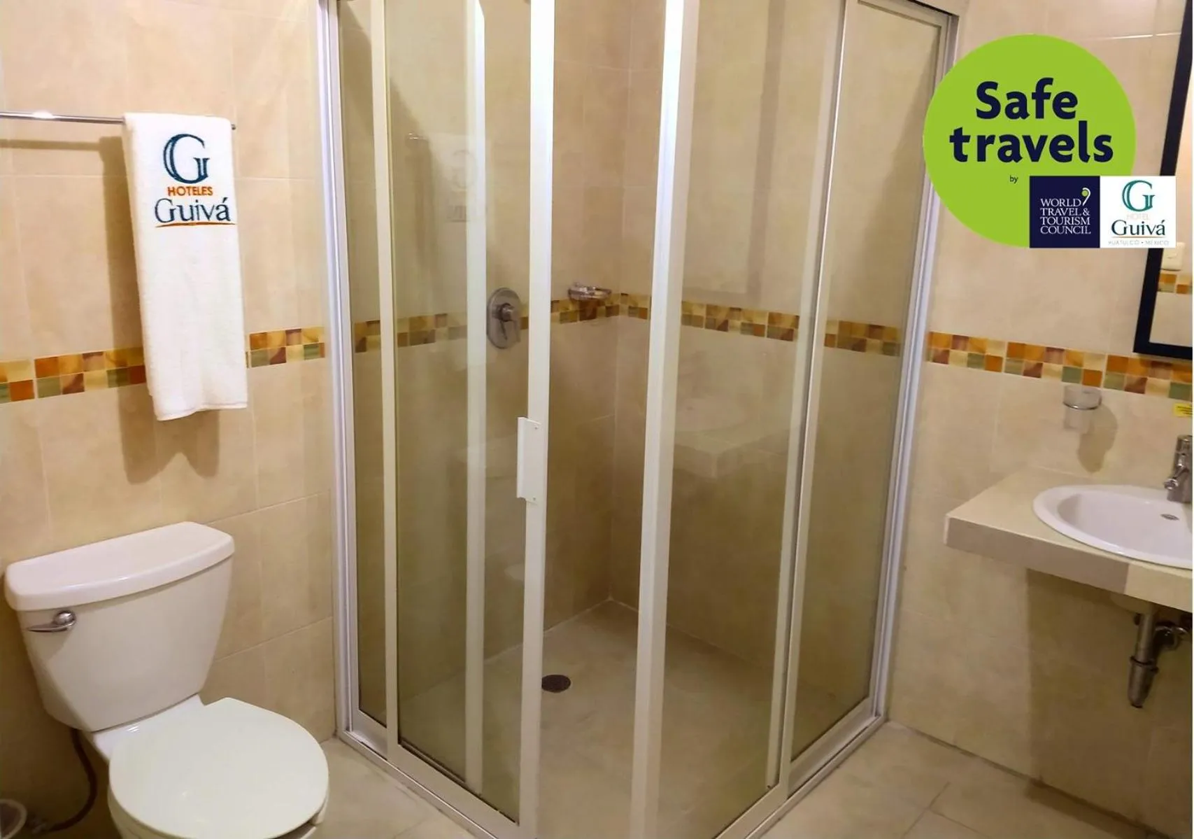 Bathroom in Hotel Guivá Huatulco