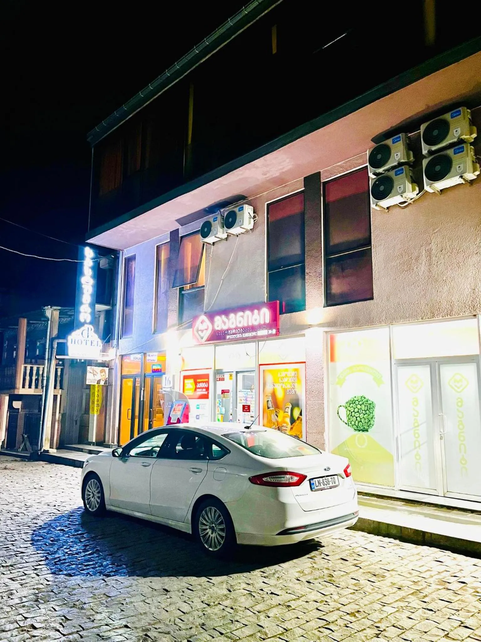 Location in Georgian Palace Hotel