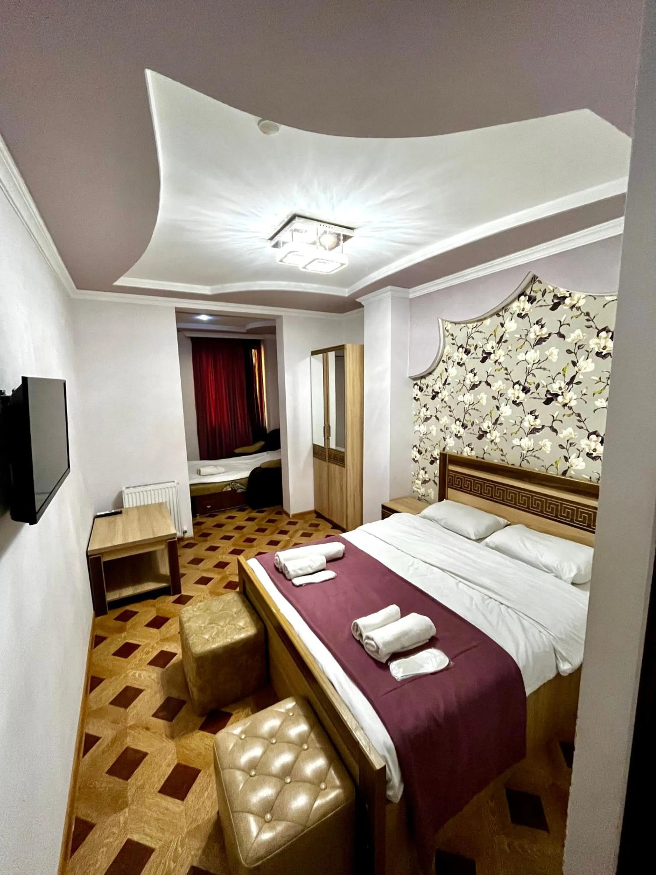 Bed in Georgian Palace Hotel