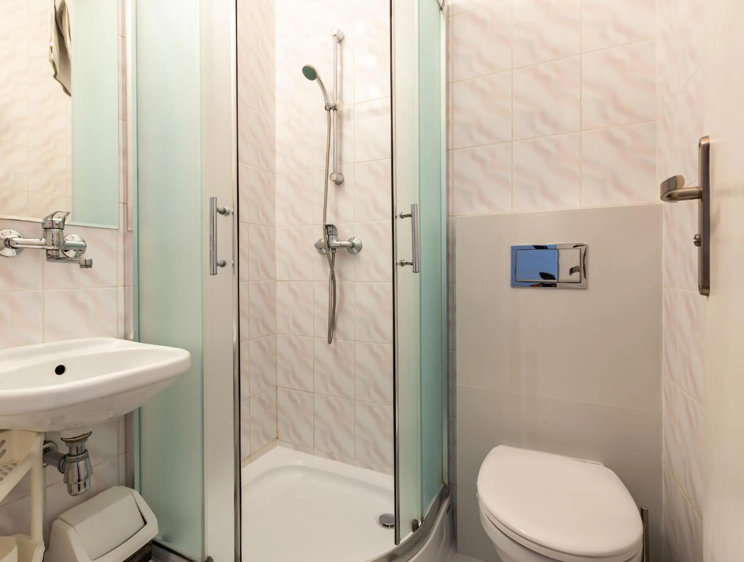 Shower in Willa Daria