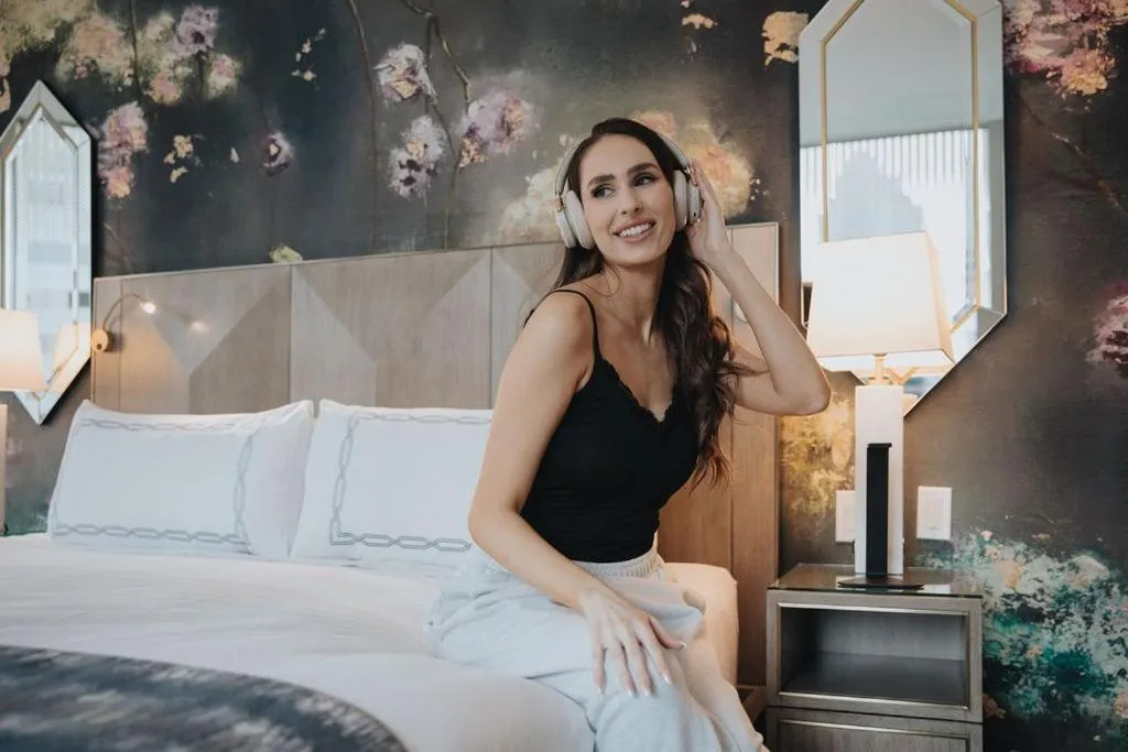 Bed in EXchange Hotel Vancouver