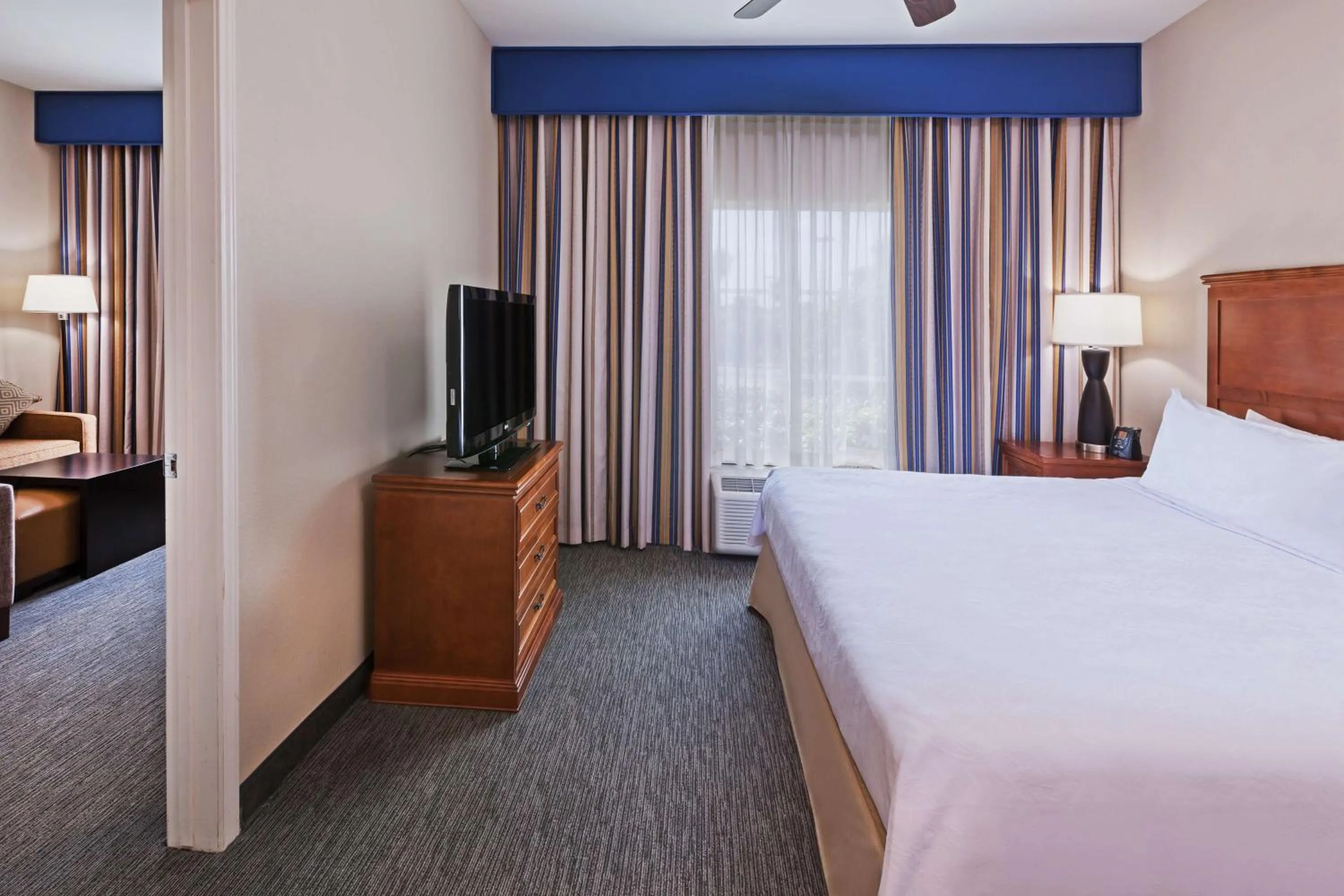 Bed in Homewood Suites Laredo at Mall Del Norte