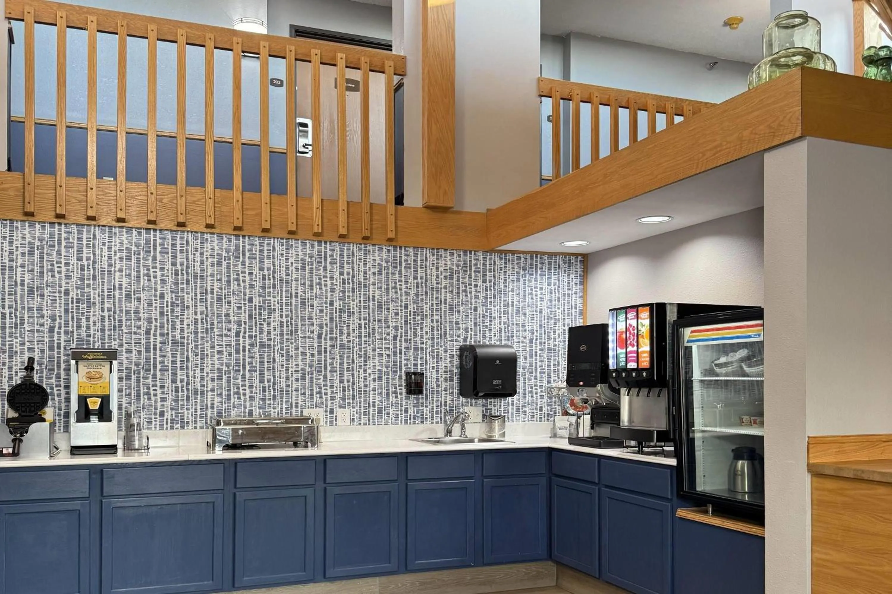 Breakfast in AmericInn by Wyndham Sioux Falls