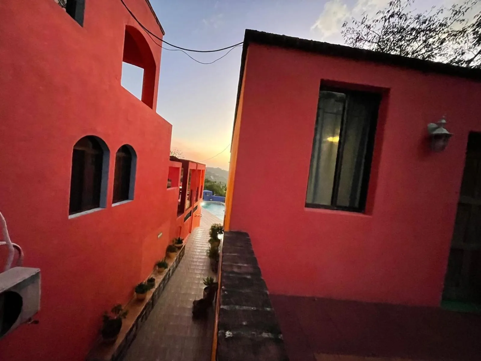 Property building in El Jardin