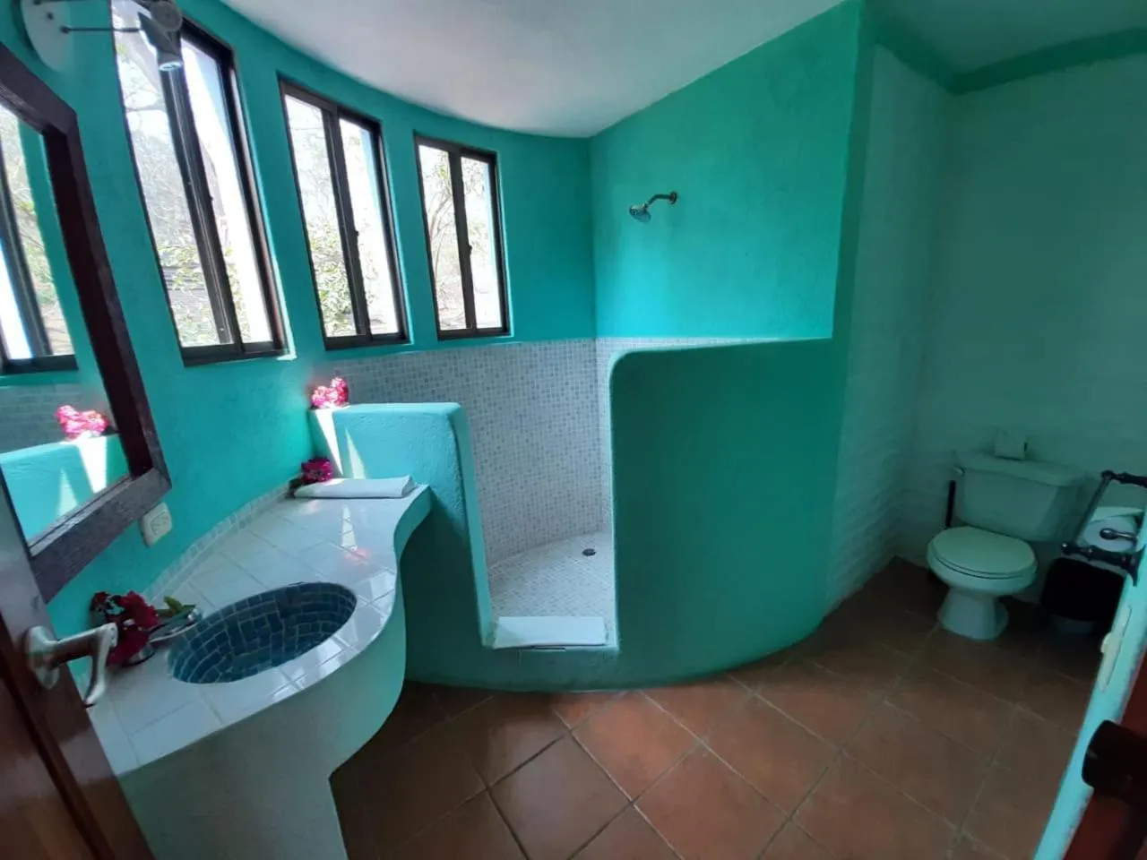 Bathroom in El Jardin