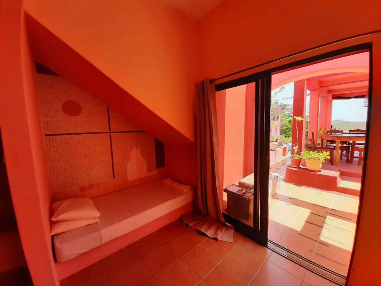 Decorative detail, Bed in El Jardin