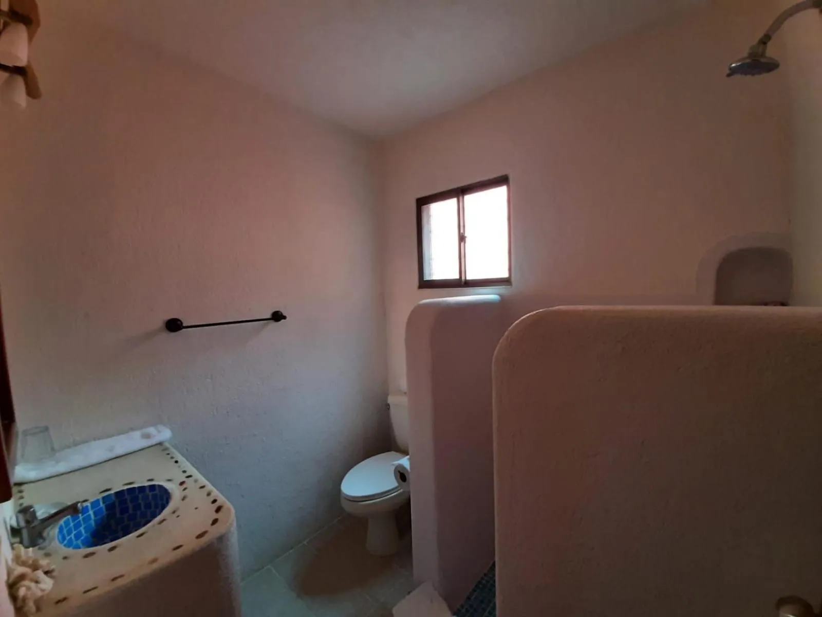 Bathroom in El Jardin