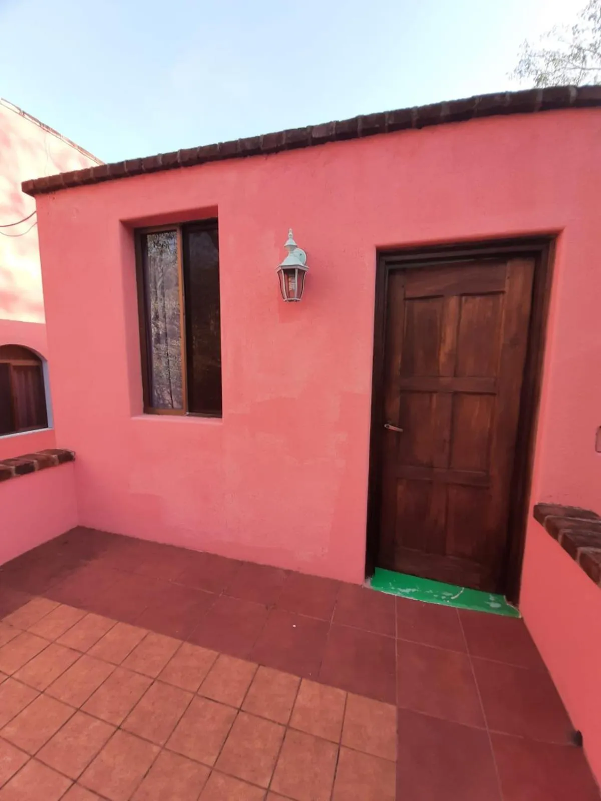 Property building in El Jardin