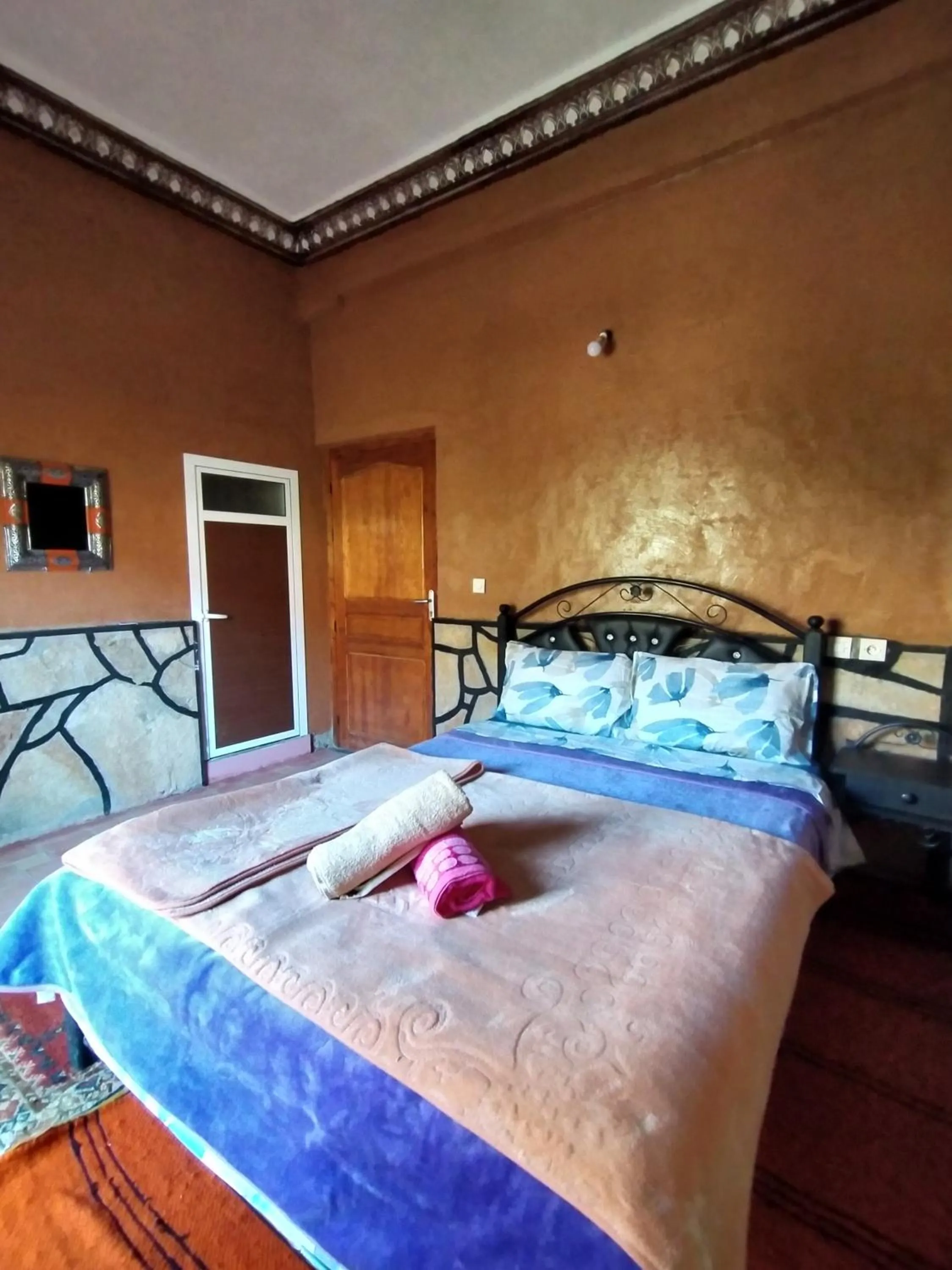 Bed in auberge restaurant tizgui