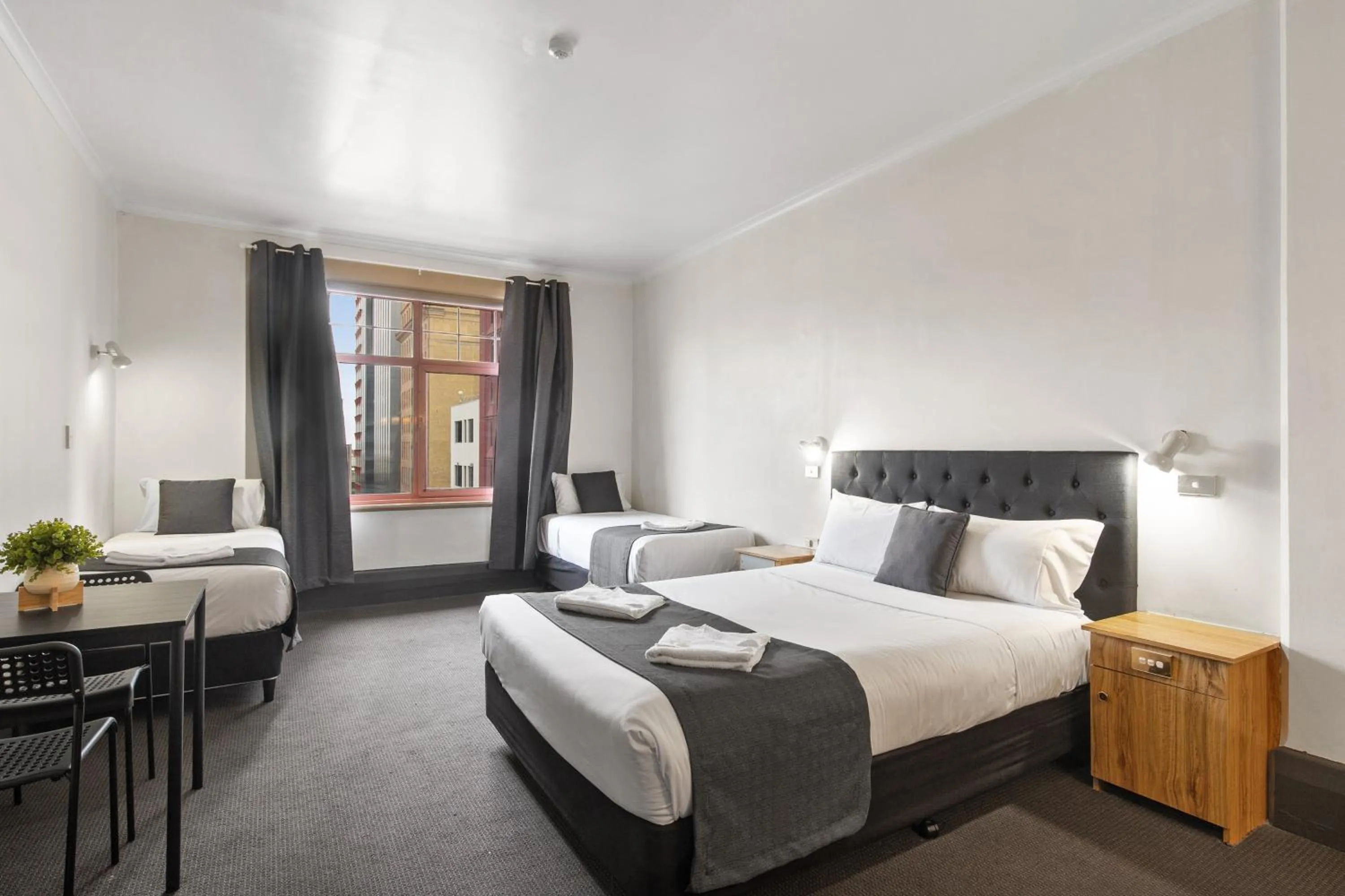 Bedroom, Bed in Adelaide Paringa