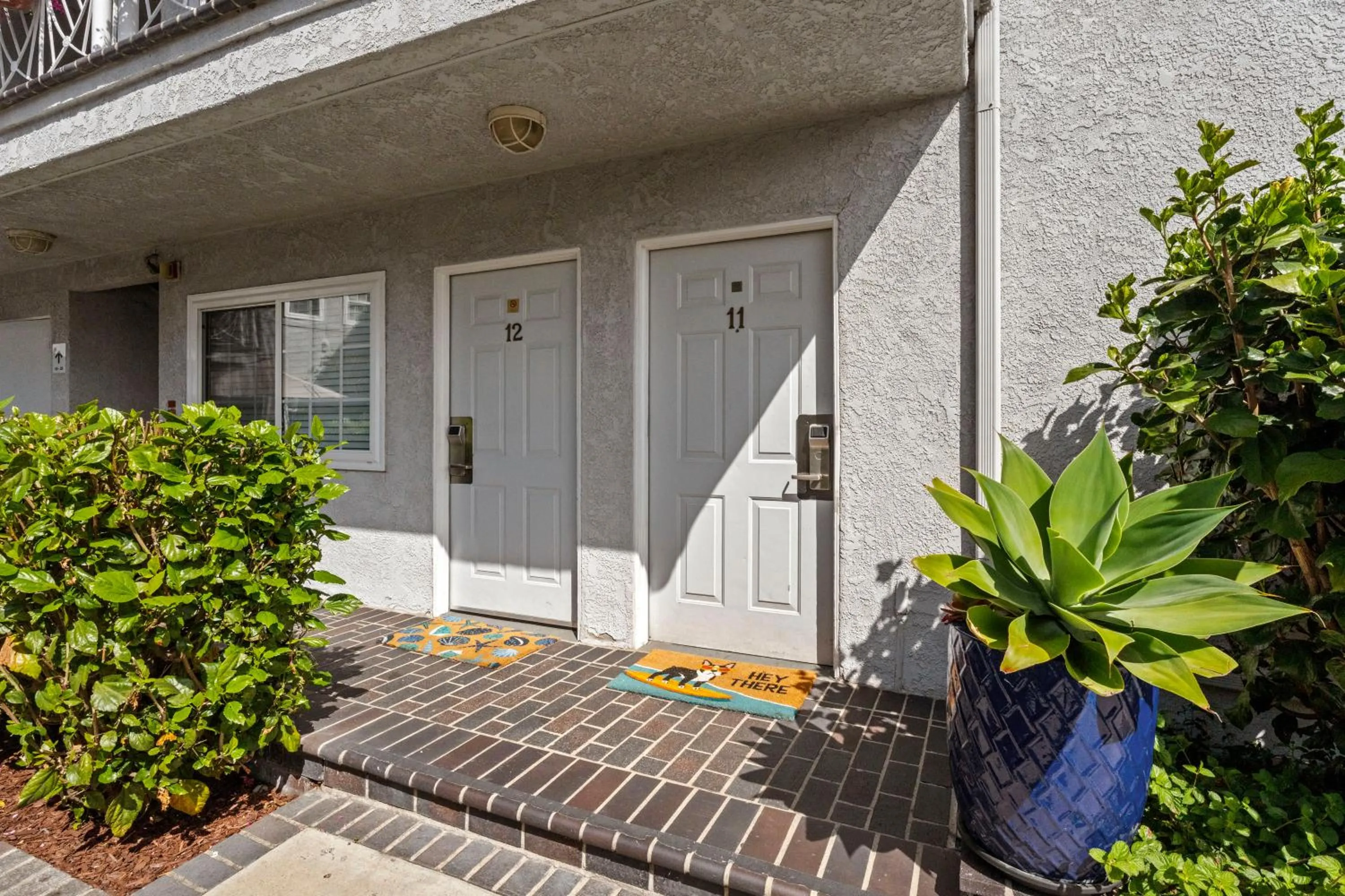 Facade/entrance in Ocean Park Inn