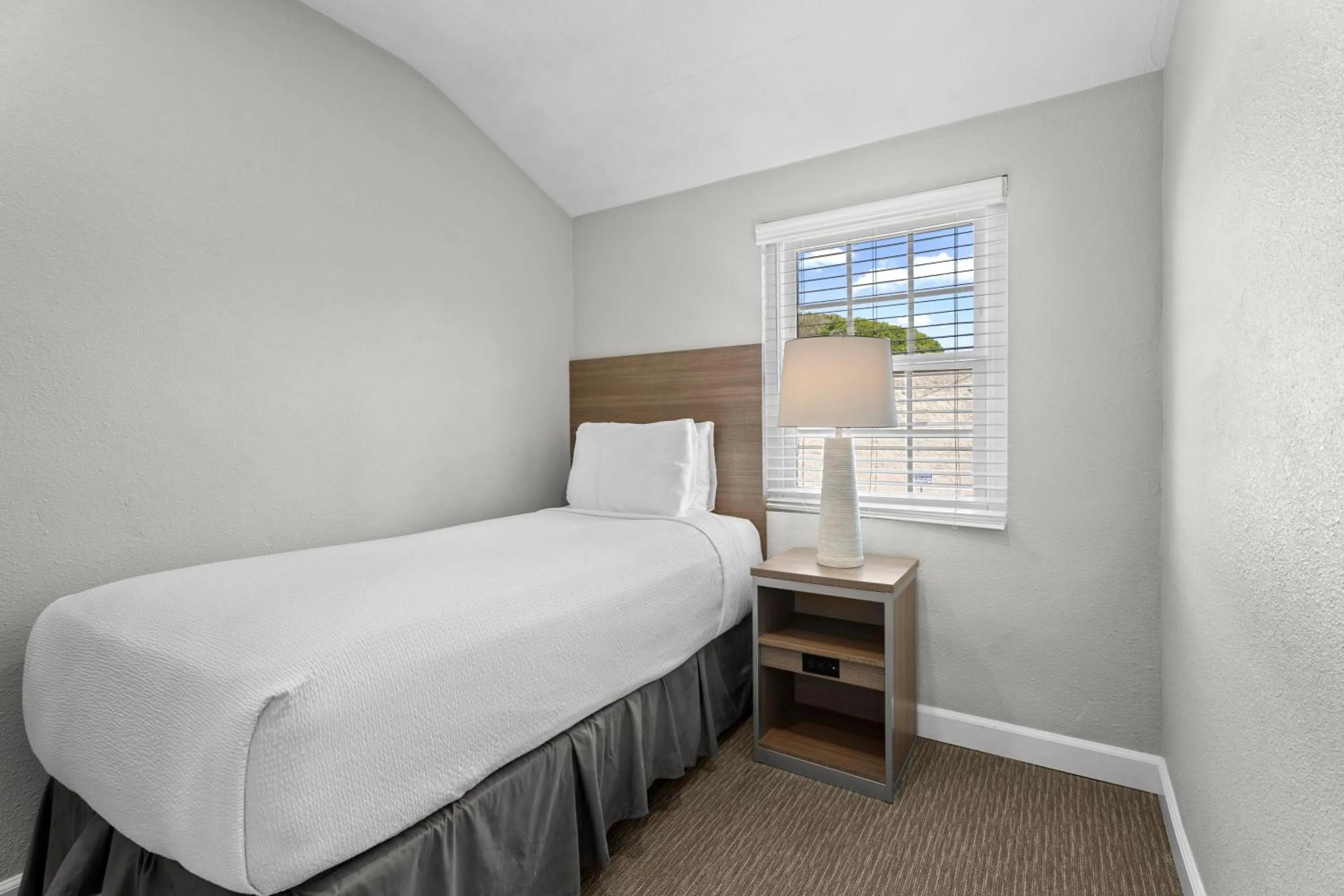 Bedroom, Bed in Ocean Park Inn
