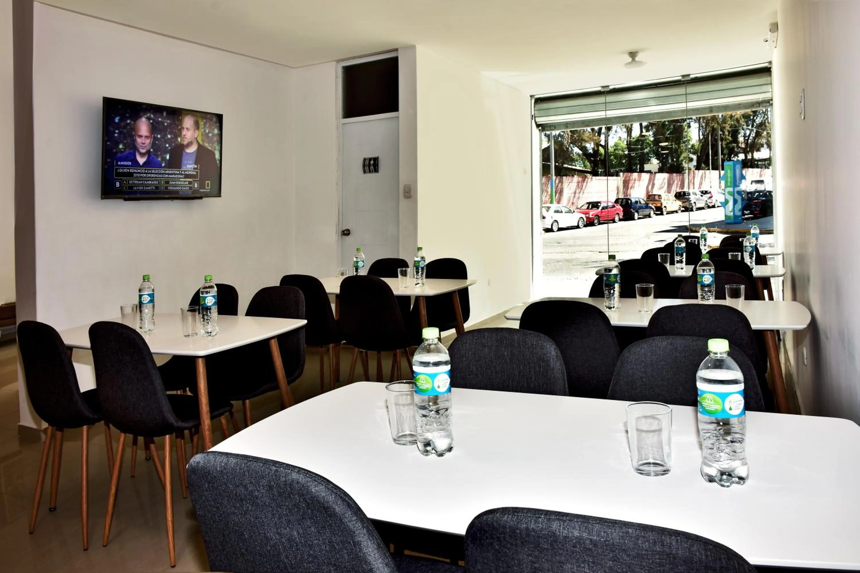 Restaurant/places to eat in Hoteles Riviera Ejecutivo