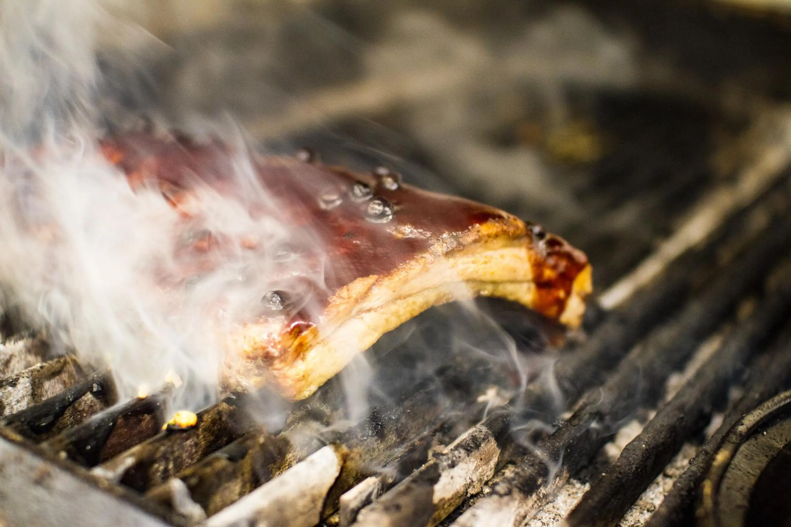 Restaurant/places to eat in Mirabeau Park Hotel