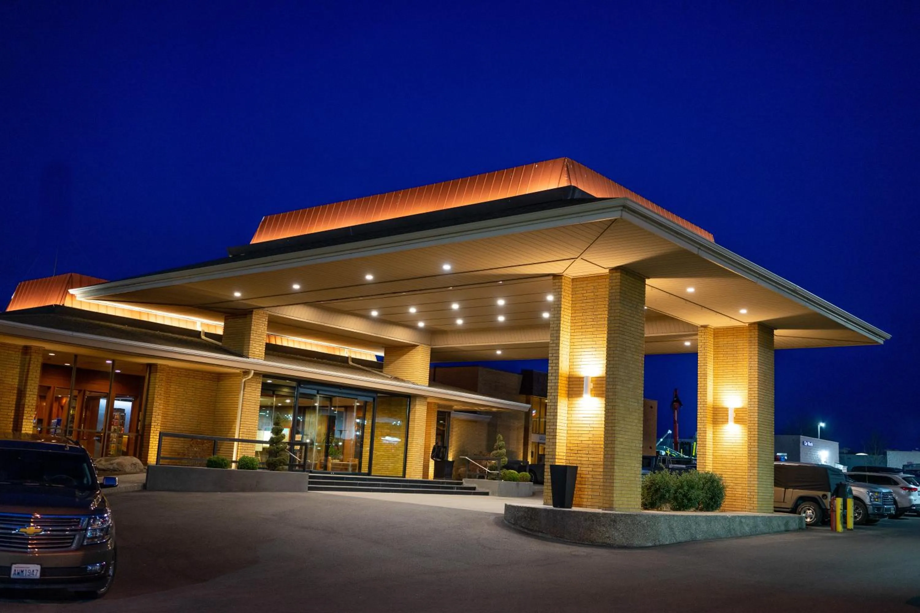 Property building in Mirabeau Park Hotel