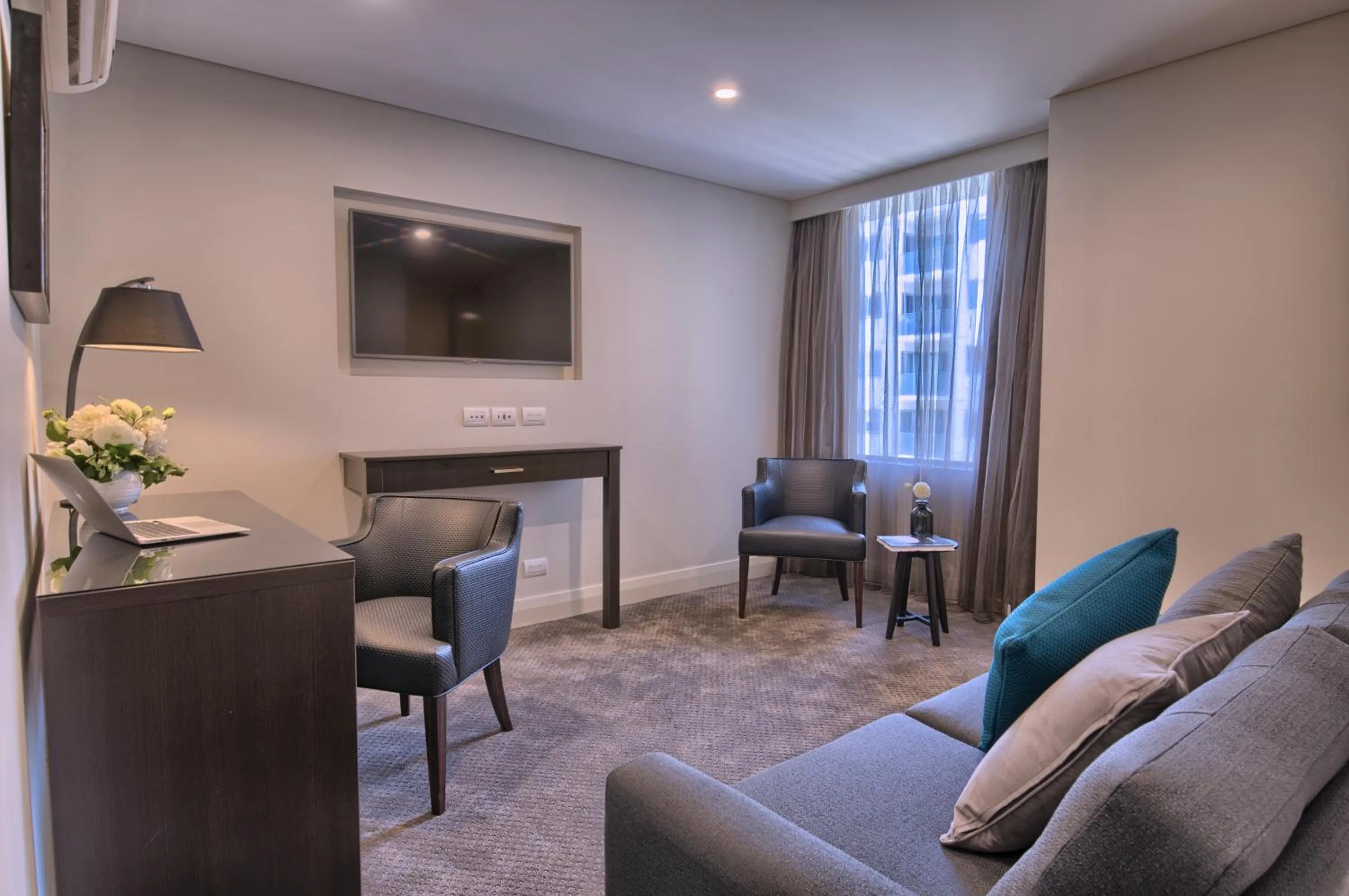 TV and multimedia in Canberra Rex Hotel