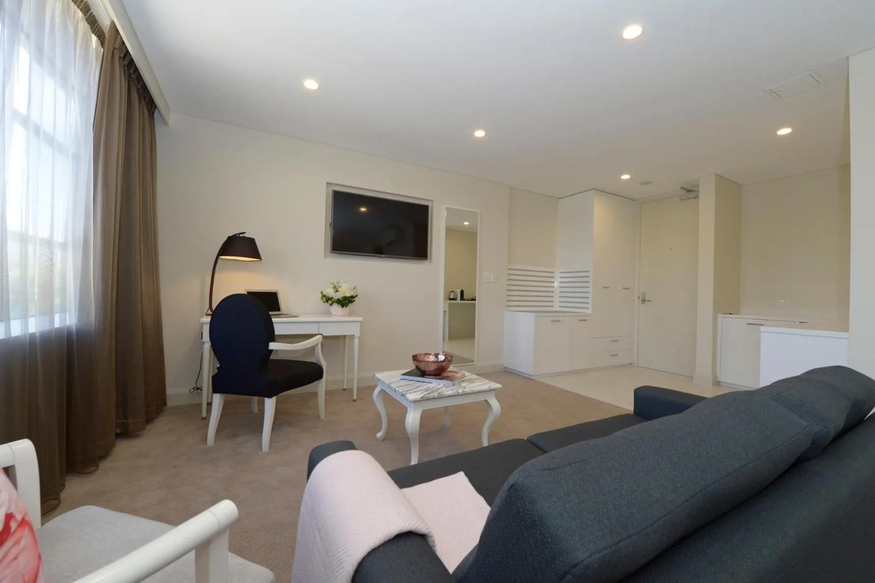 Day in Canberra Rex Hotel