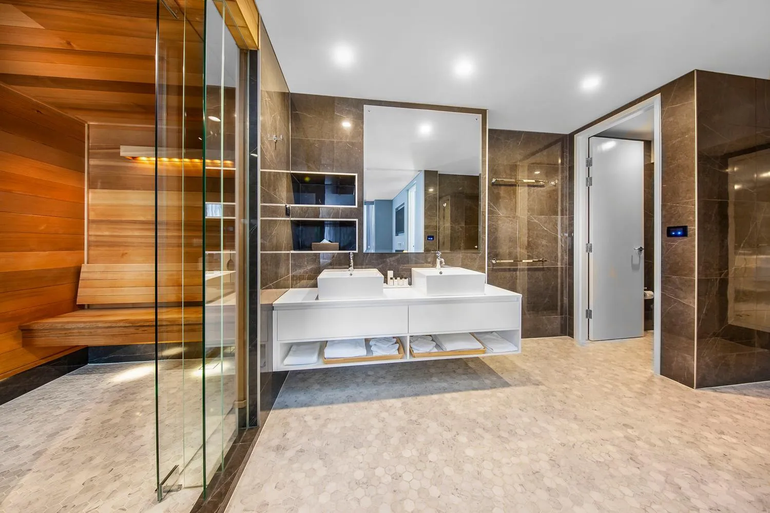 Bathroom in Canberra Rex Hotel