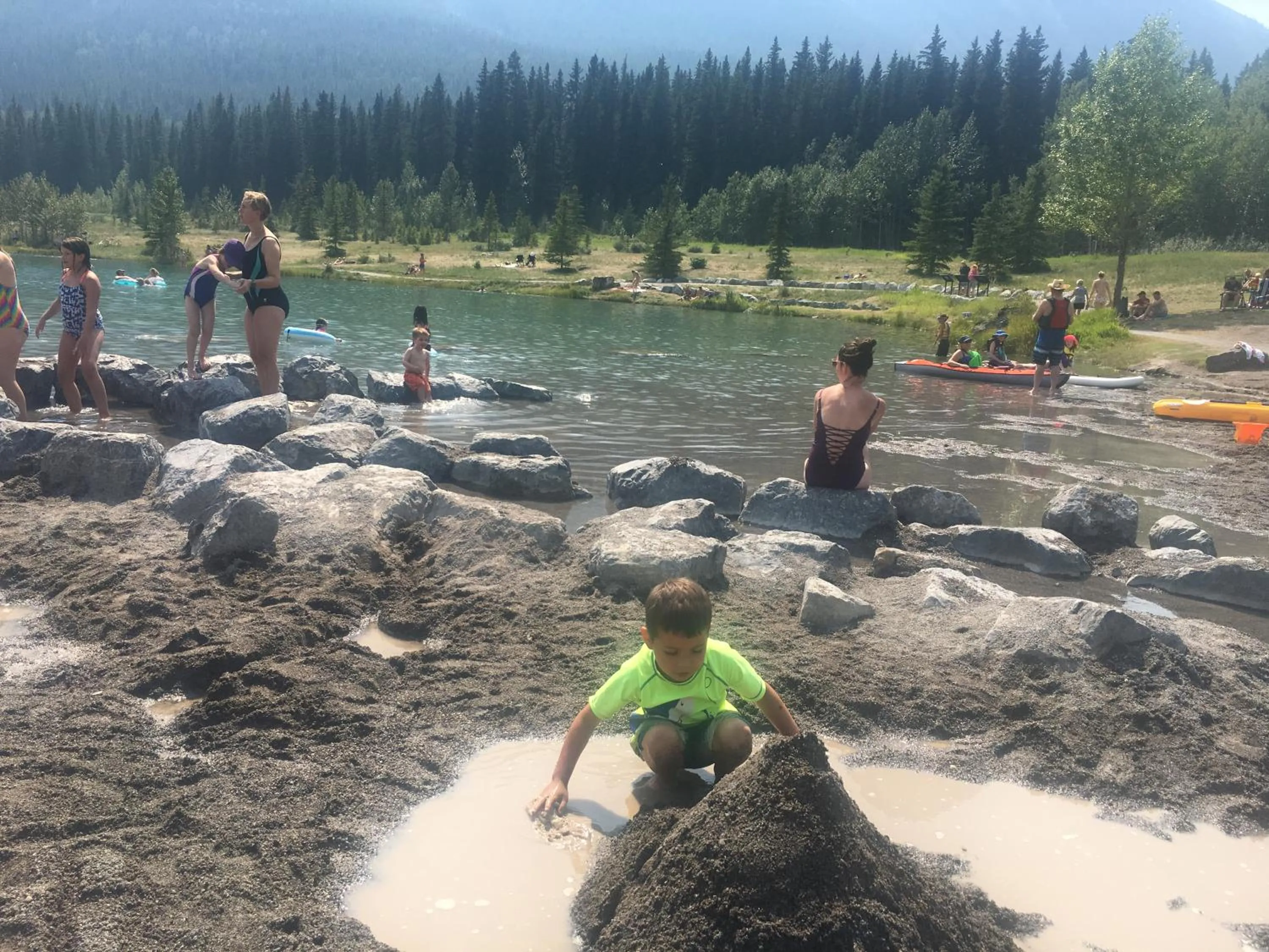 Beach in Inviting Rocky Mountain HOT TUB in Top Rated Condo managed by Little Sister Getaways