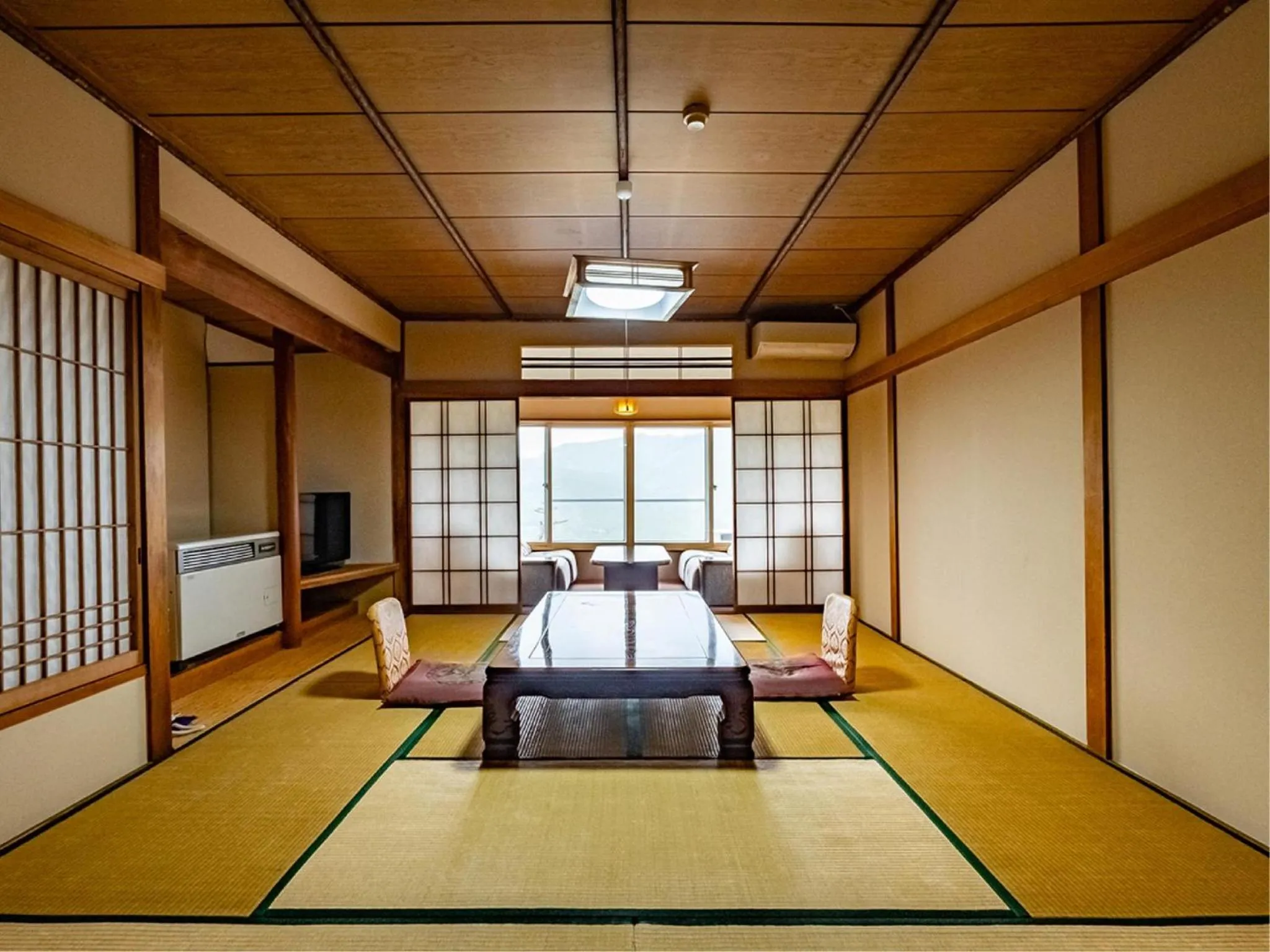 Photo of the whole room in Shirayunoyado Yamadaya Hakone Gora