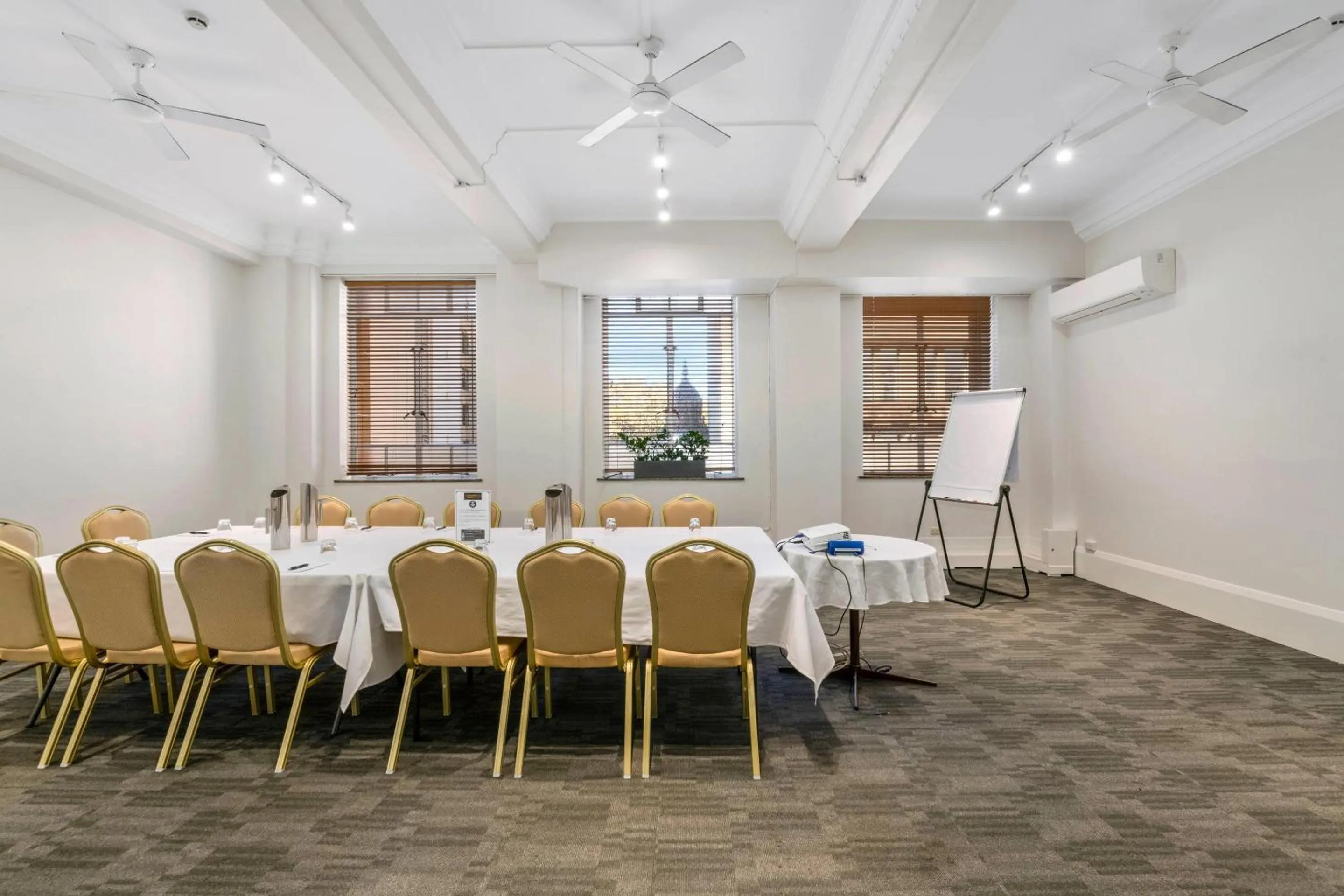 Meeting/conference room in Castlereagh Boutique Hotel, an Ascend Collection Hotel