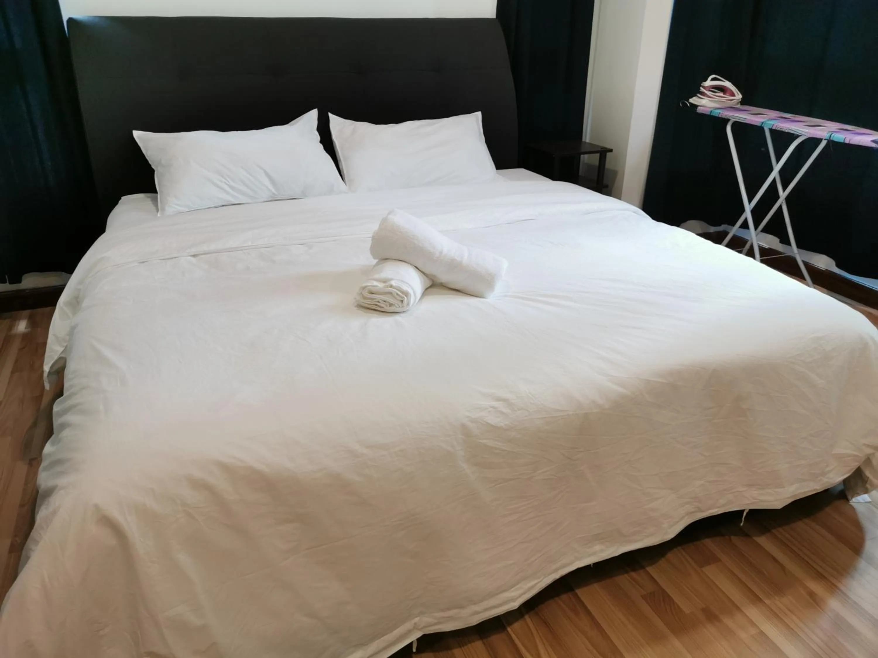 Bed in Residence @ Shaftsbury Cyberjaya