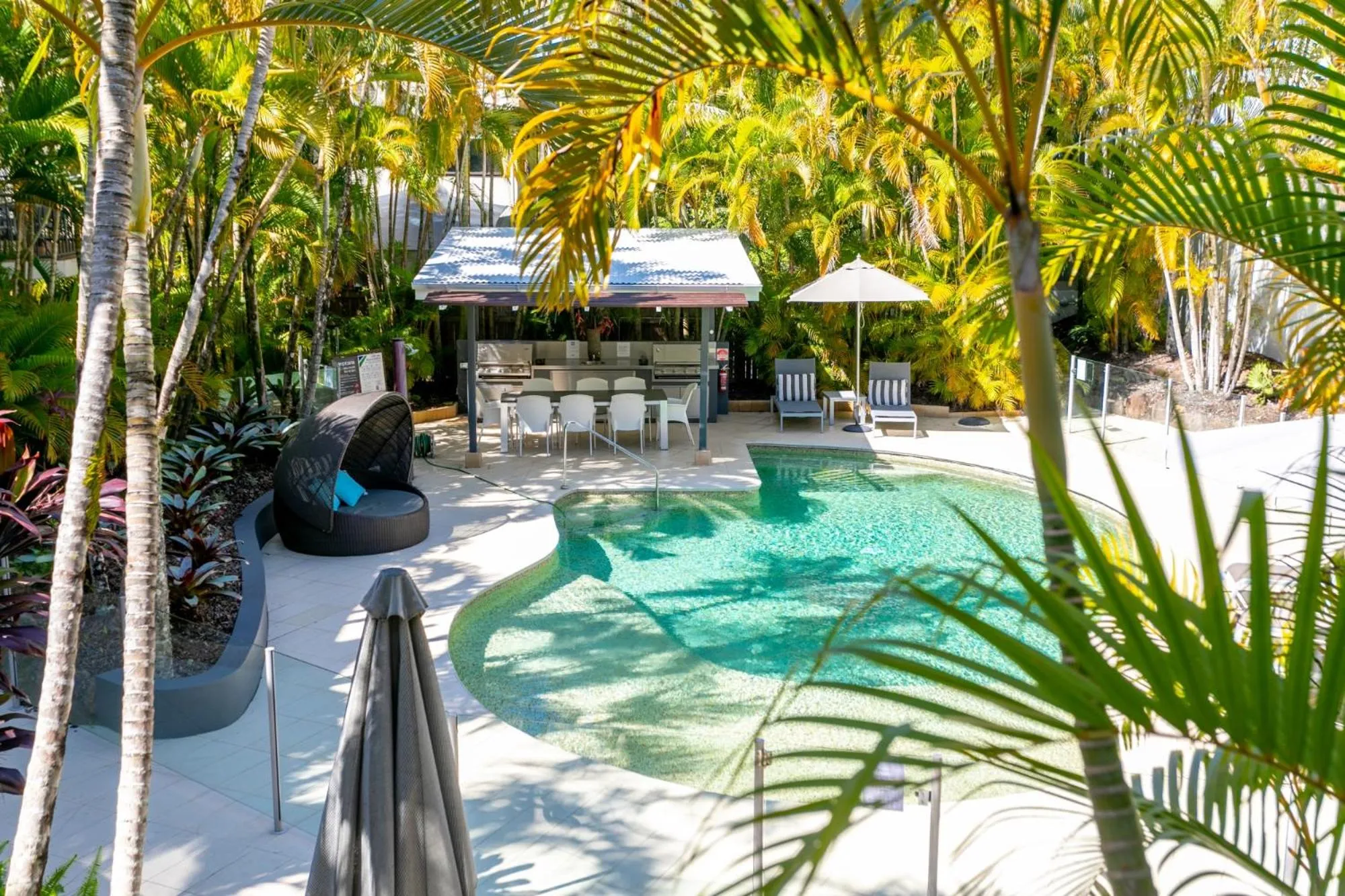 Swimming pool in Noosa Tropicana